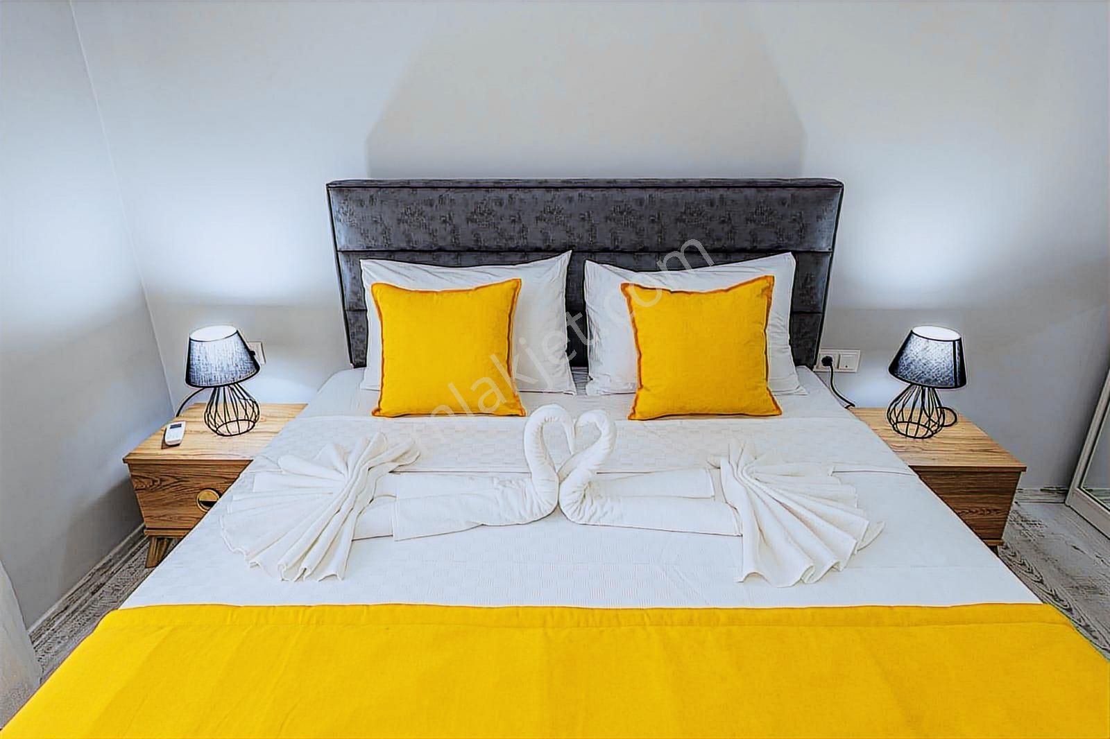 Stoptan Foça Full Eşyalı 3+1 Çatı Dubleks - Görsel 24