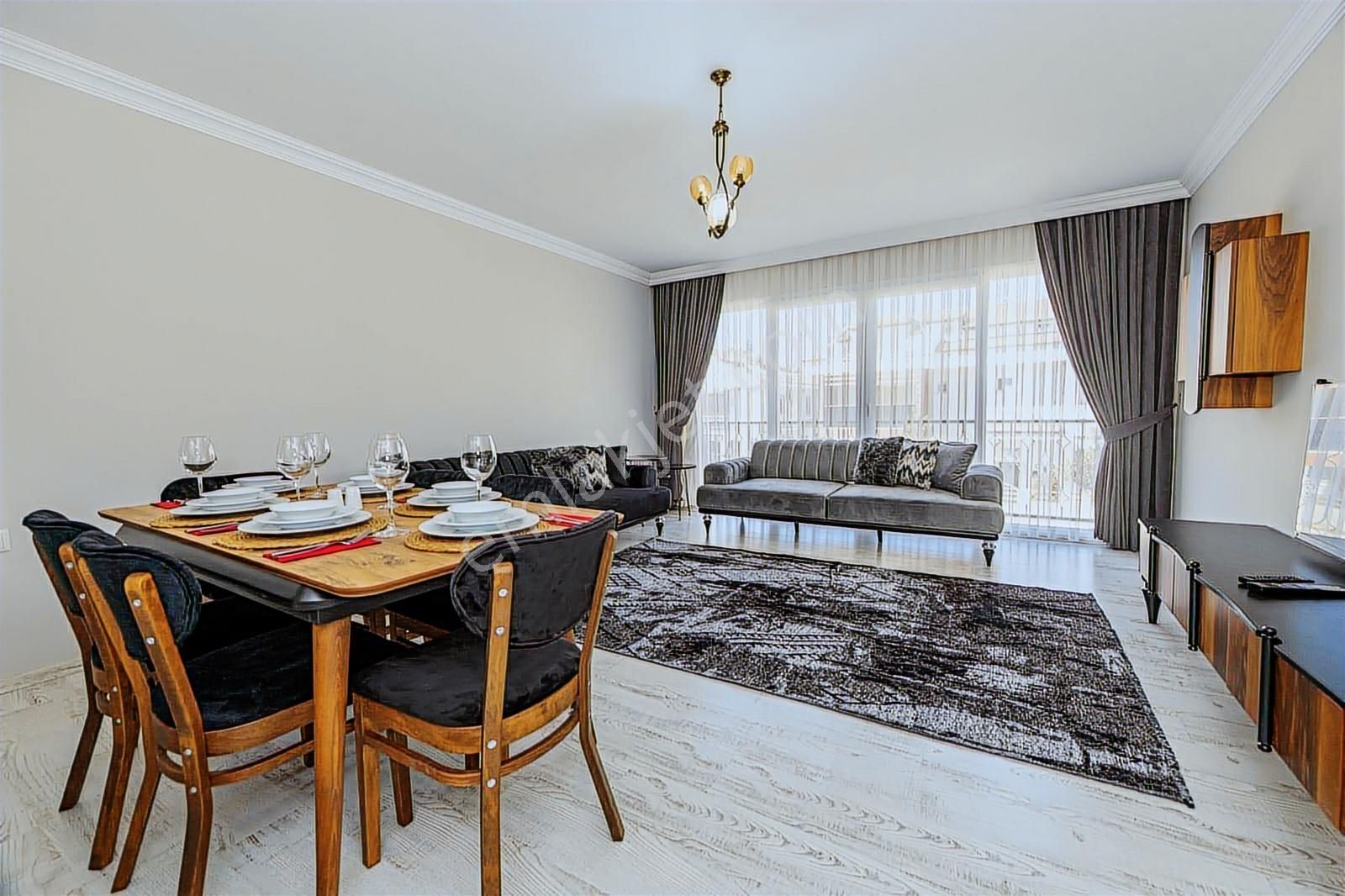 Stoptan Foça Full Eşyalı 3+1 Çatı Dubleks - Görsel 8