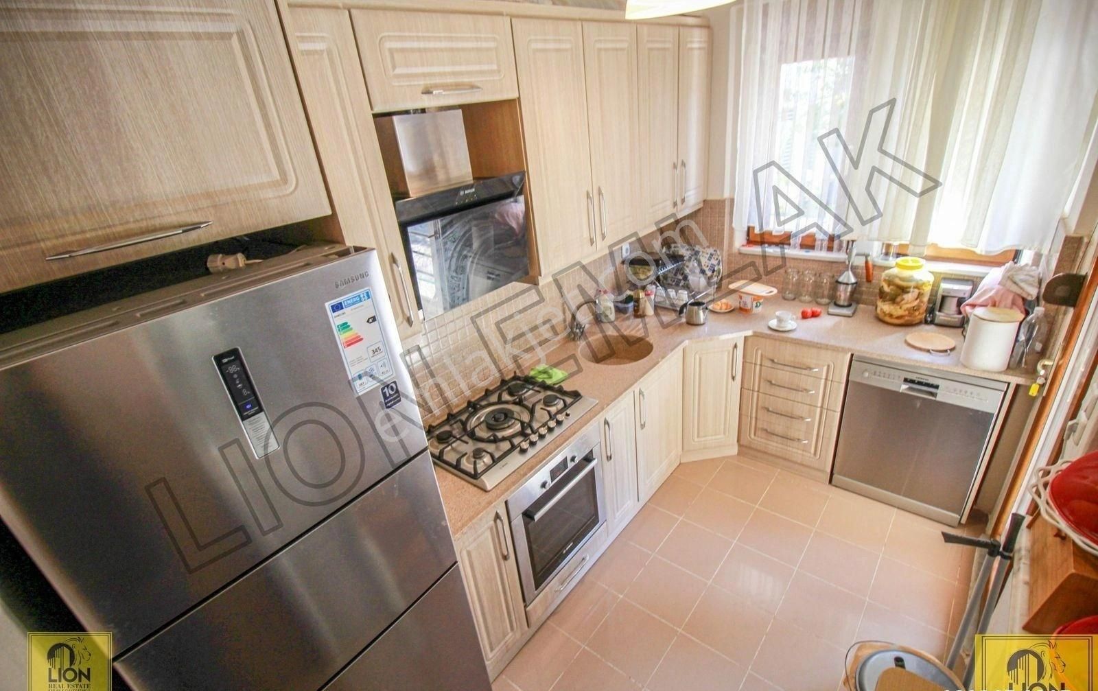 🟨⬛lıon Emlak'tan Erdek Sahil Mahallesinde 4+1 300m² Satılık Triplex Villa⬛🟨 - Görsel 14
