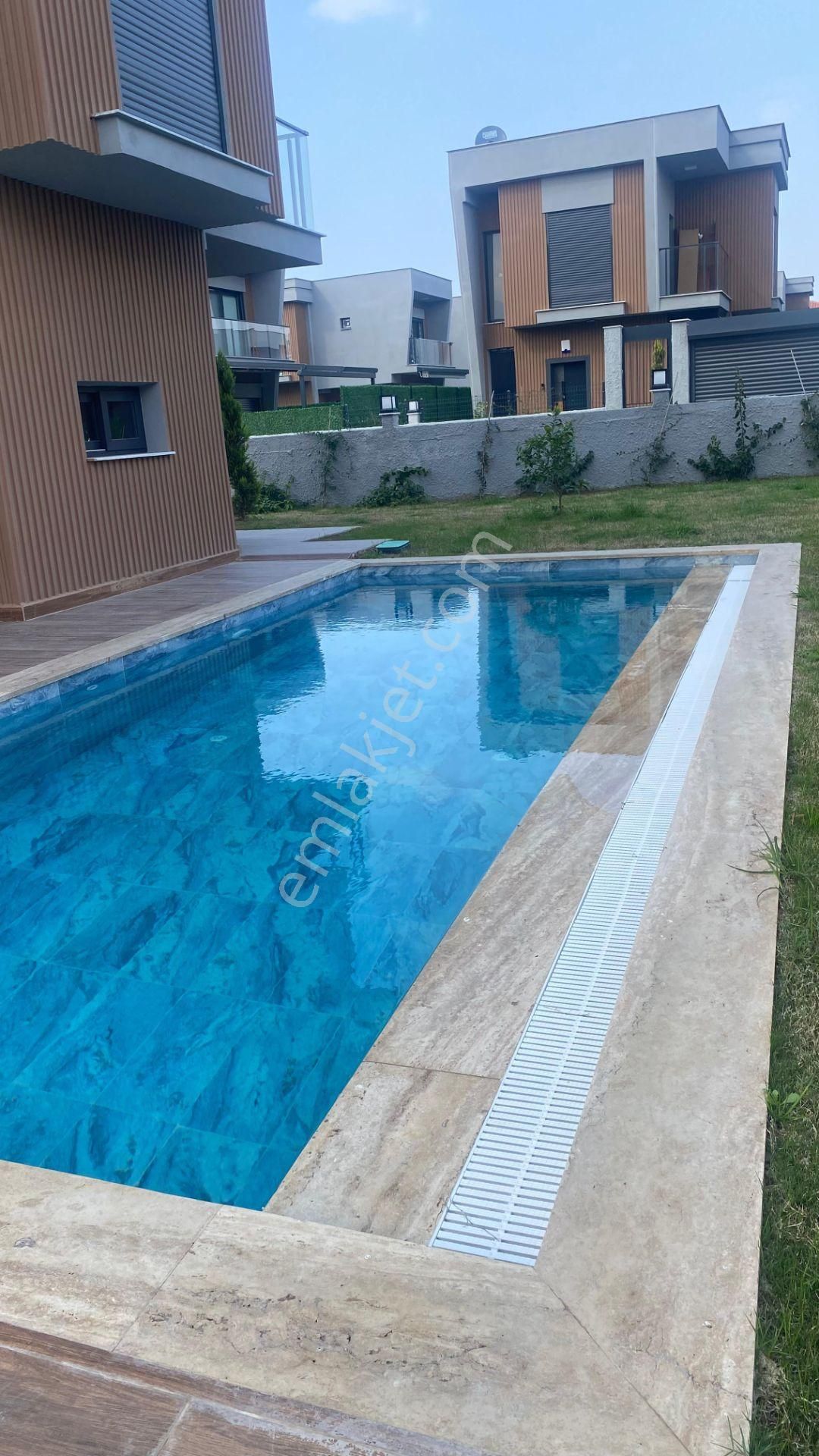 Denize Yakın Özel Havuzlu Villa - Görsel 7