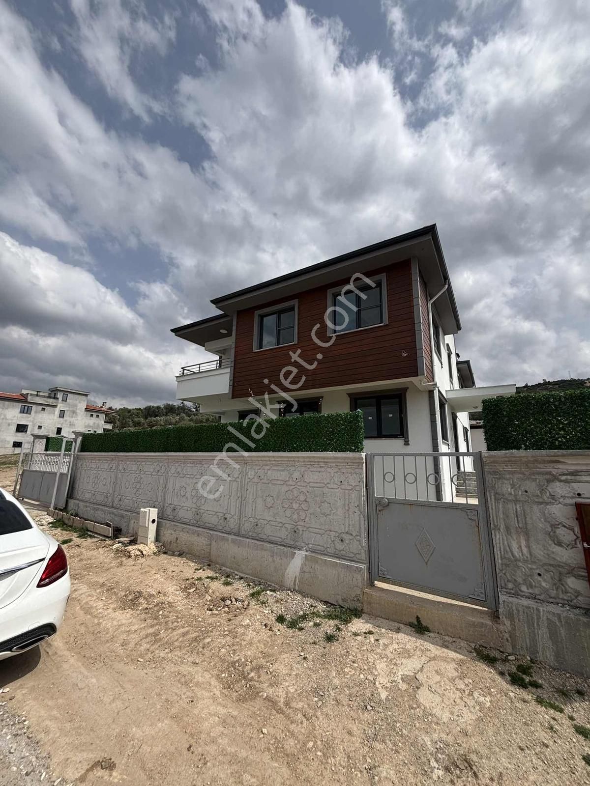 Karakoç Emlak Satılık 2 Katlı 1 Yaşında Müstakil Malikane - Görsel 19