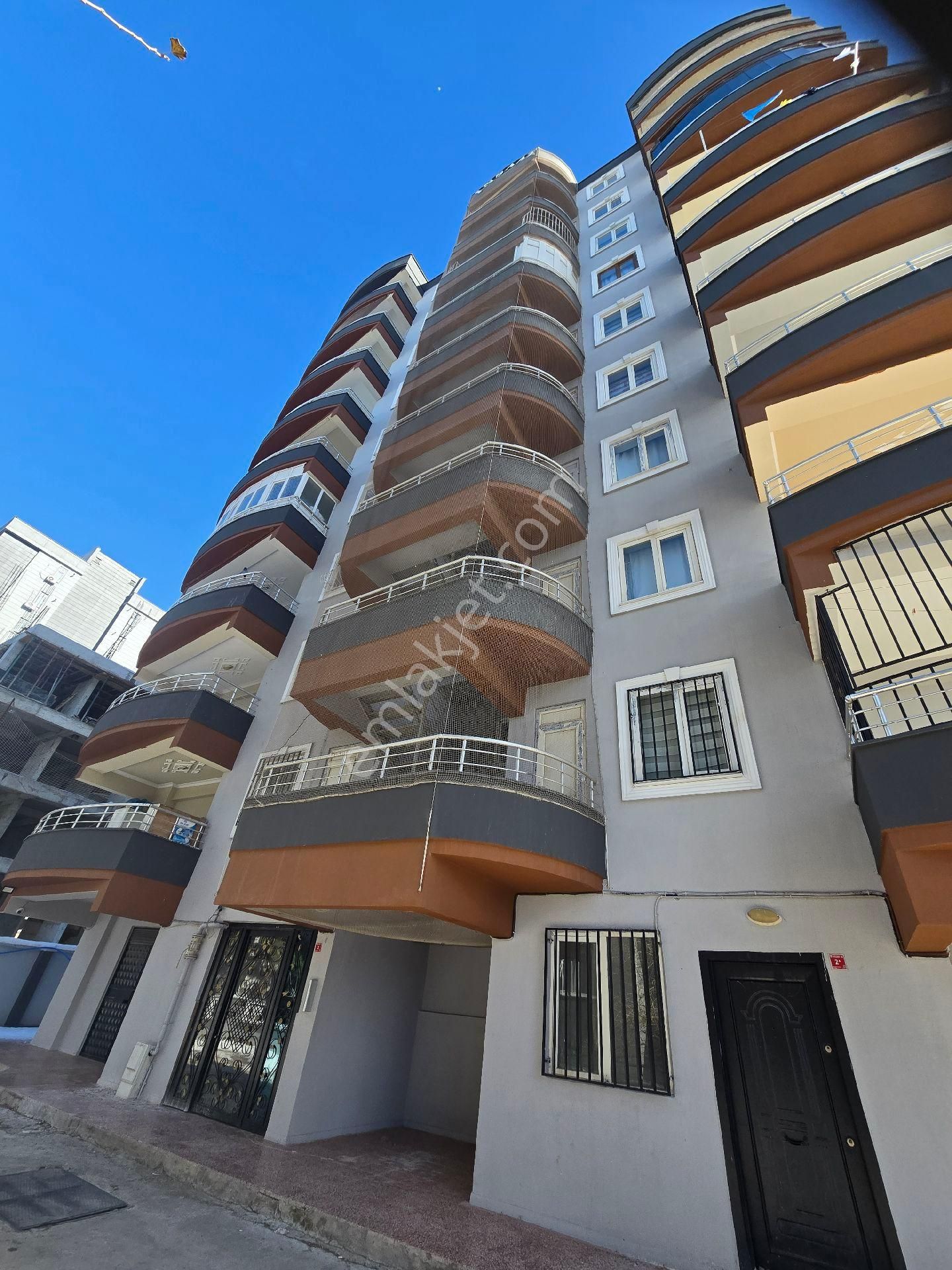 Narlıkuyuda Satılık 3+1 Daire