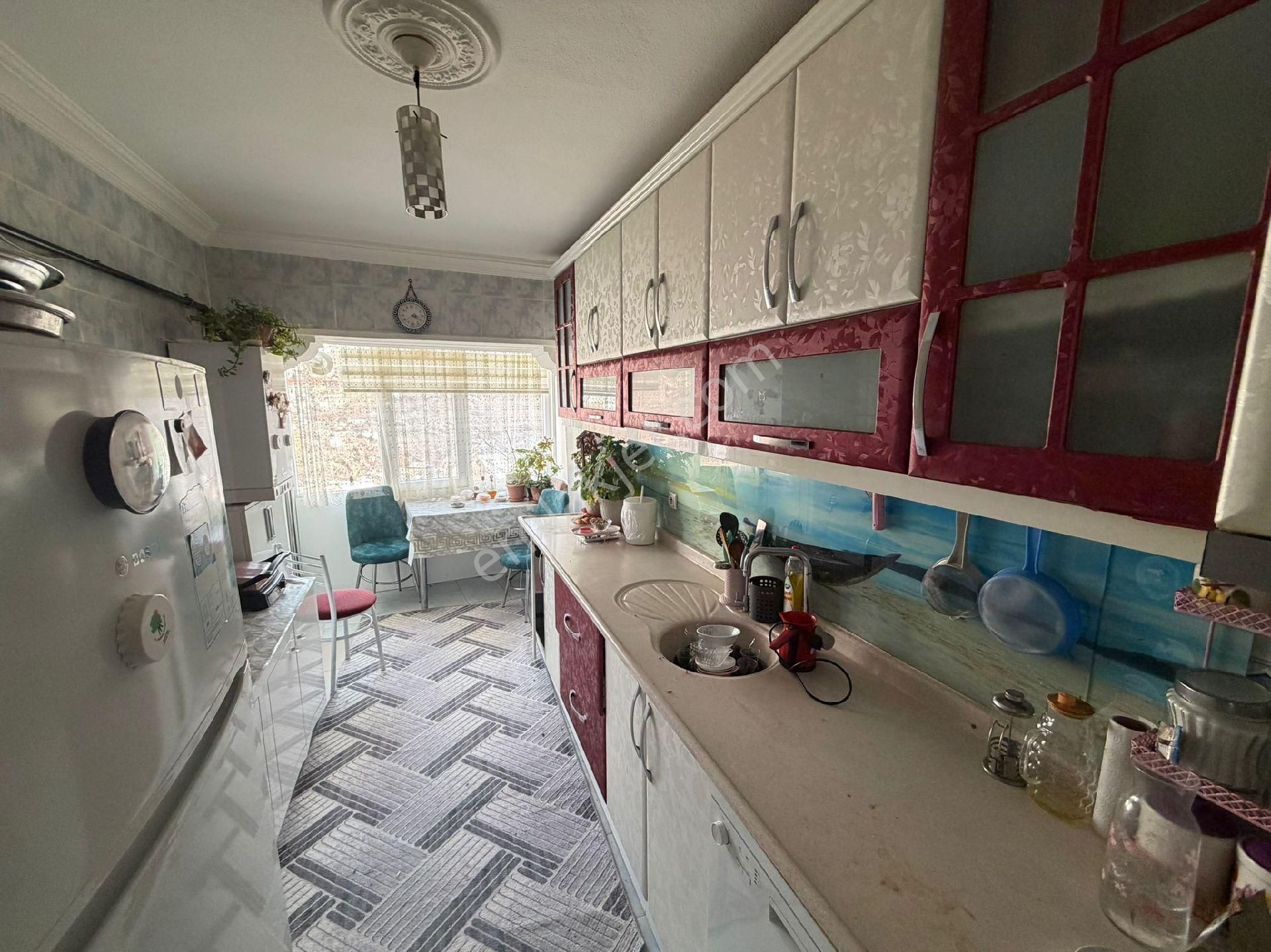 Özdemir Emlak,tan Şahapgürler'de 1.katta 3+1 Kupon Daire - Görsel 8