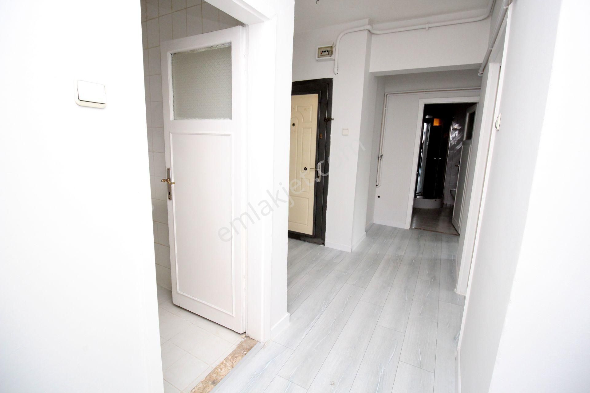 Emre Emlak'tan Piyade'de Cadde Üzeri Ön Cephe Arakat Satılık 3+1 Daire - Görsel 19