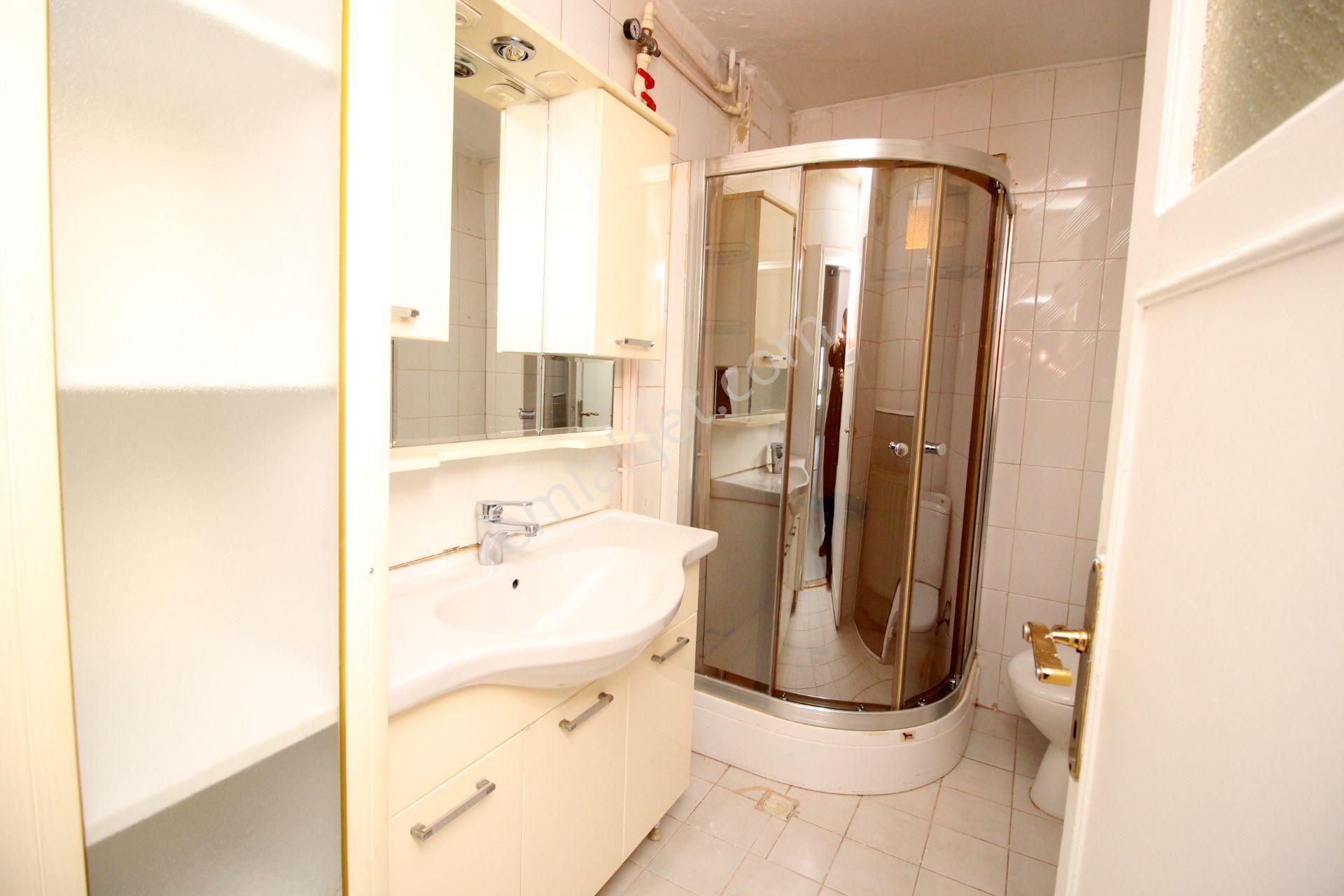 Emre Emlak'tan Piyade'de Cadde Üzeri Ön Cephe Arakat Satılık 3+1 Daire - Görsel 17