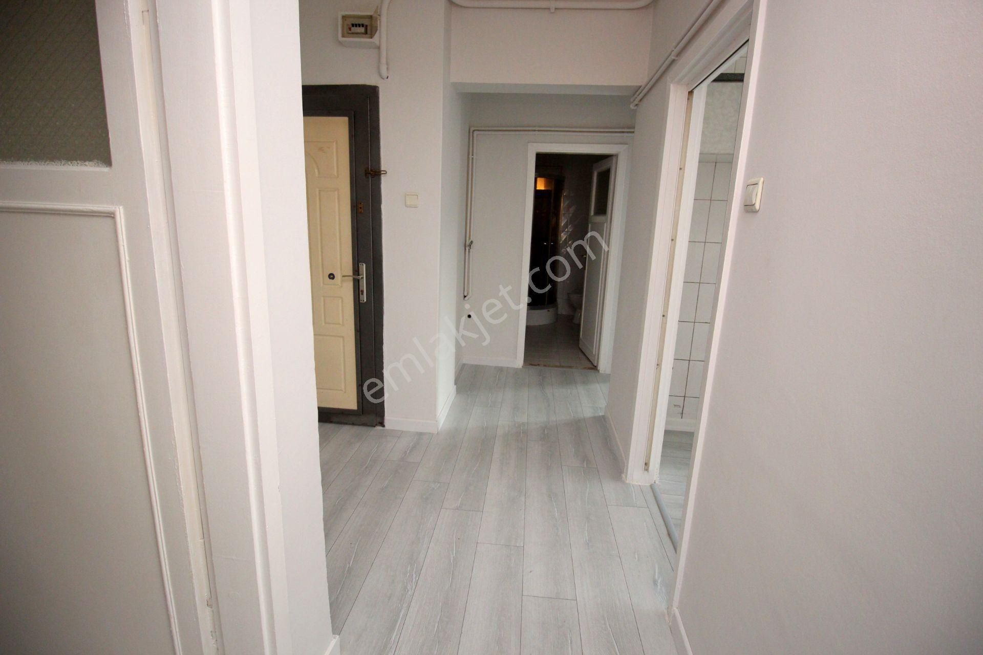 Emre Emlak'tan Piyade'de Cadde Üzeri Ön Cephe Arakat Satılık 3+1 Daire - Görsel 21