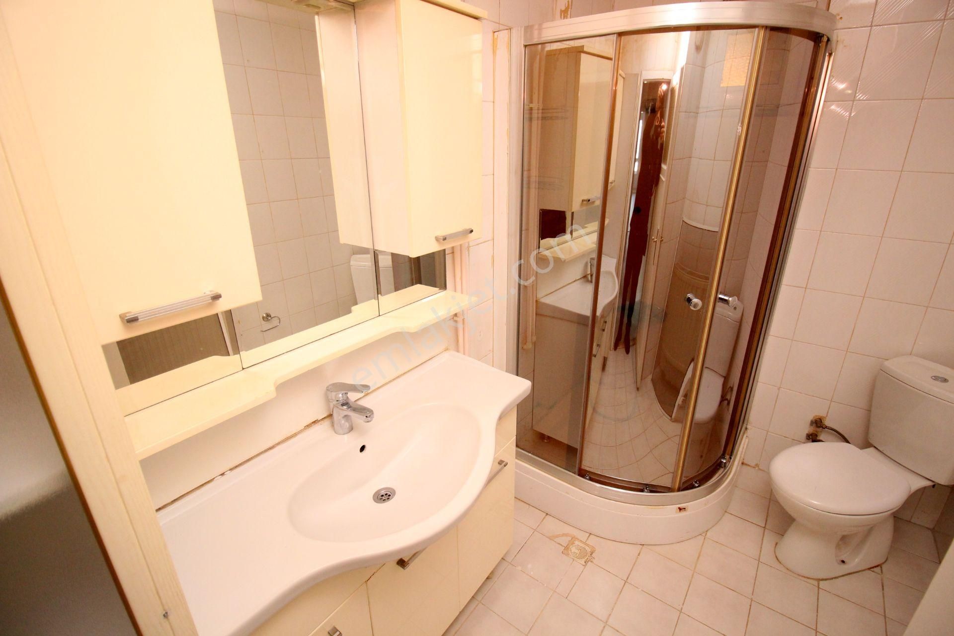 Emre Emlak'tan Piyade'de Cadde Üzeri Ön Cephe Arakat Satılık 3+1 Daire - Görsel 18