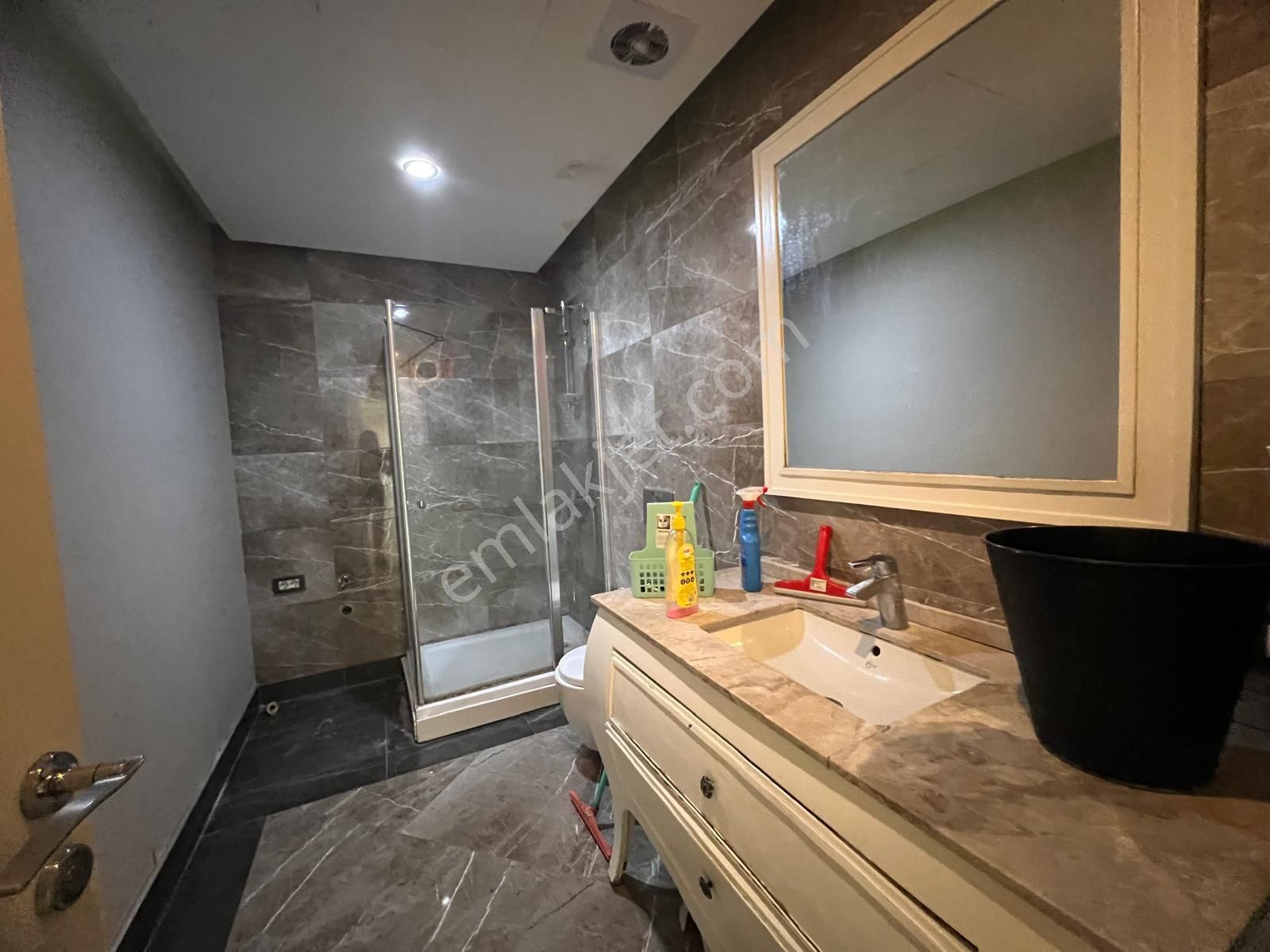 Kiptaş Venezia Mega'da Satılık 2+1 Boş Kule Blok'ta Oturuma Hazır Daire - Görsel 11