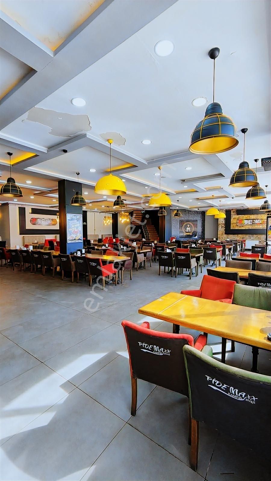 Hedeften Üniversitede Devren Kiralık Yüksek Cirolu Restaurant - Görsel 8