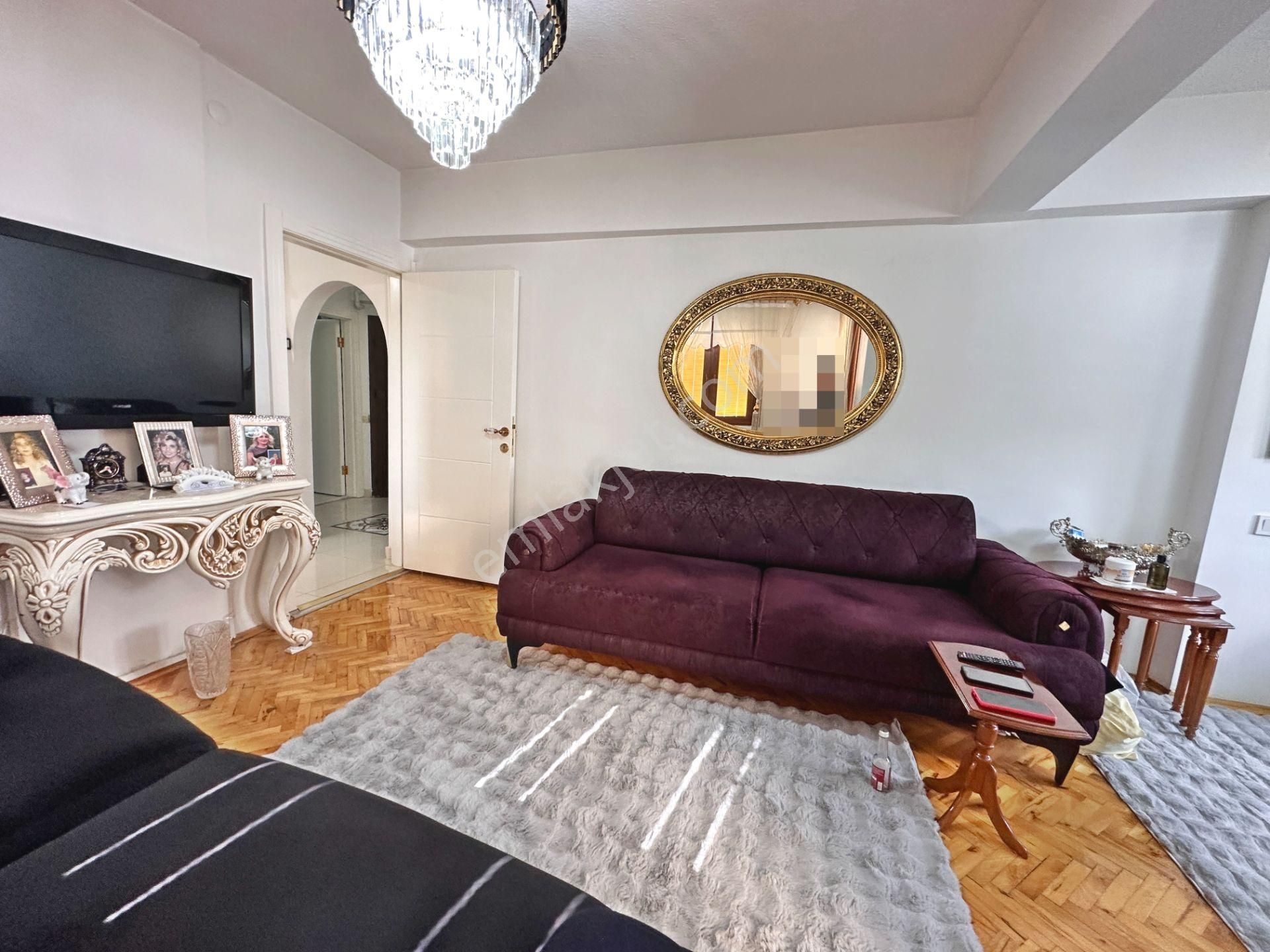 Saimekadın Göbekte Katta Ön Cephede Yapılı 2+1 Satılık Daire - Görsel 14