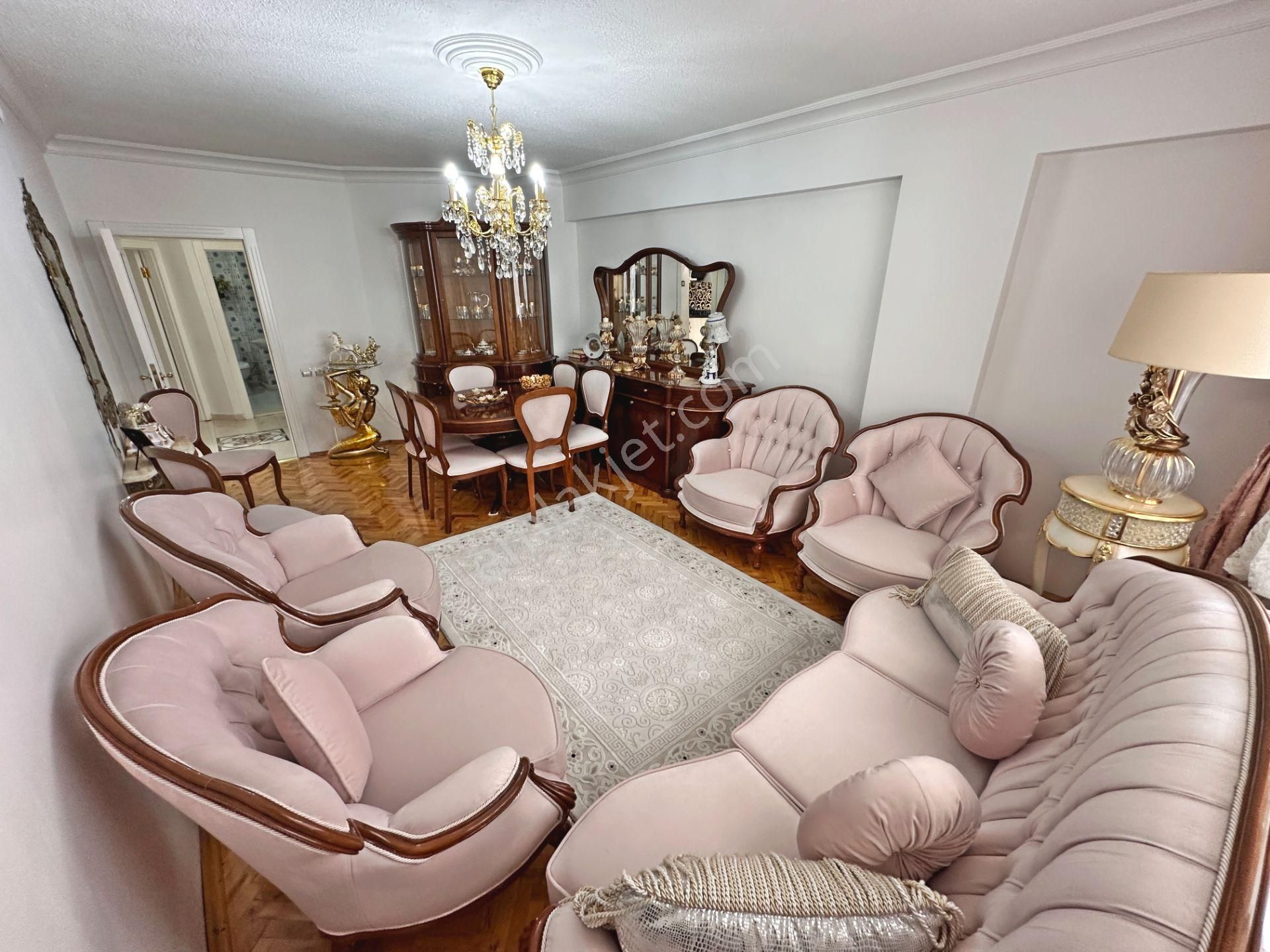 Saimekadın Göbekte Katta Ön Cephede Yapılı 2+1 Satılık Daire - Görsel 3