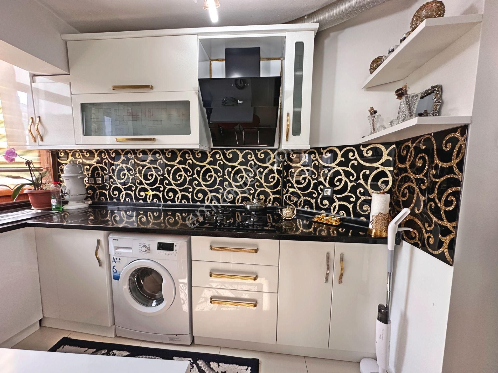 Saimekadın Göbekte Katta Ön Cephede Yapılı 2+1 Satılık Daire - Görsel 8