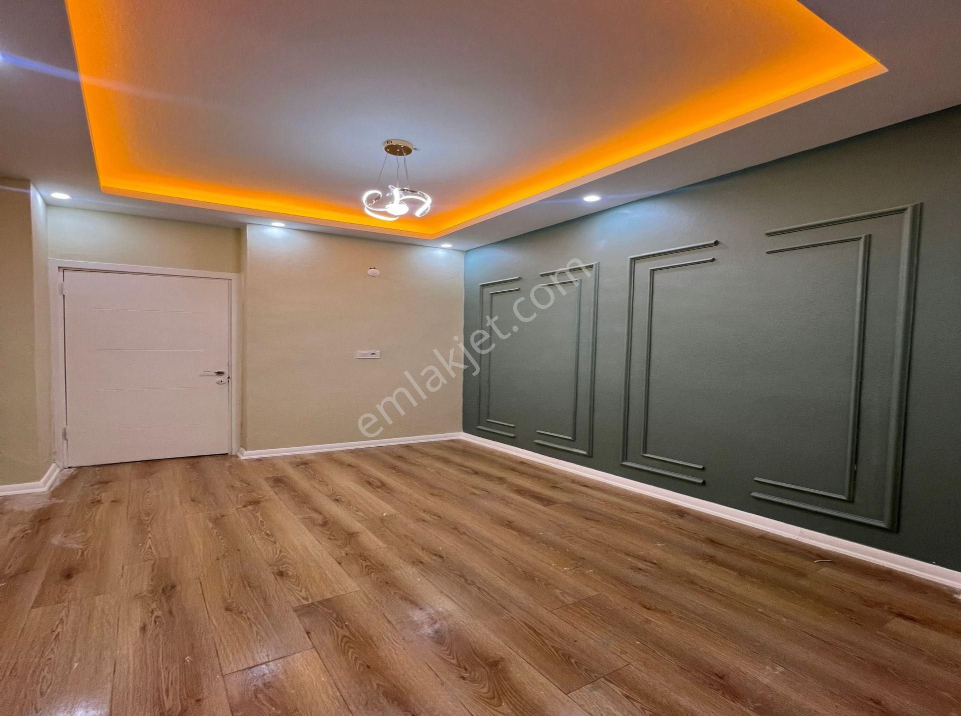 Esenyurt Merkezi Konumda Geniş Ailelerer Özel Dekorlu 2+1 Acil Satılık Daire - Görsel 9