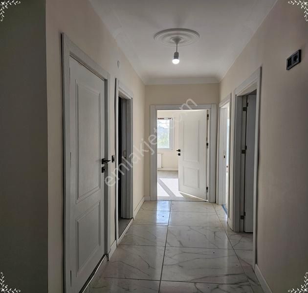 Avcıar Tahtakale Mh Kapalı Otparklı Balkonlu Isparta Kuleye Komş - Görsel 14