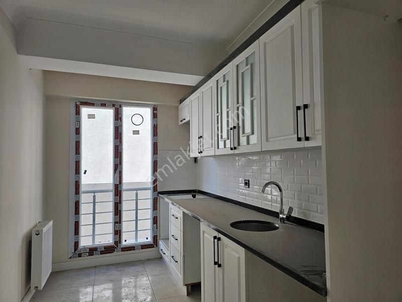 Avcıar Tahtakale Mh Kapalı Otparklı Balkonlu Isparta Kuleye Komş - Görsel 23