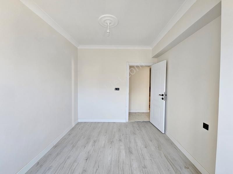 Avcıar Tahtakale Mh Sıfır Binada Kapalı Otparklı 3+2 Dublx Teras - Görsel 13