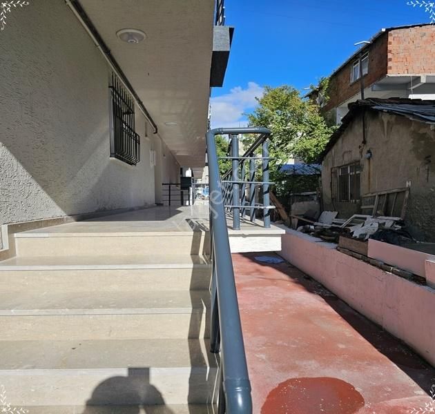 Avcıar Tahtakale Mh Sıfır Binada Kapalı Otparklı 3+2 Dublx Teras - Görsel 10