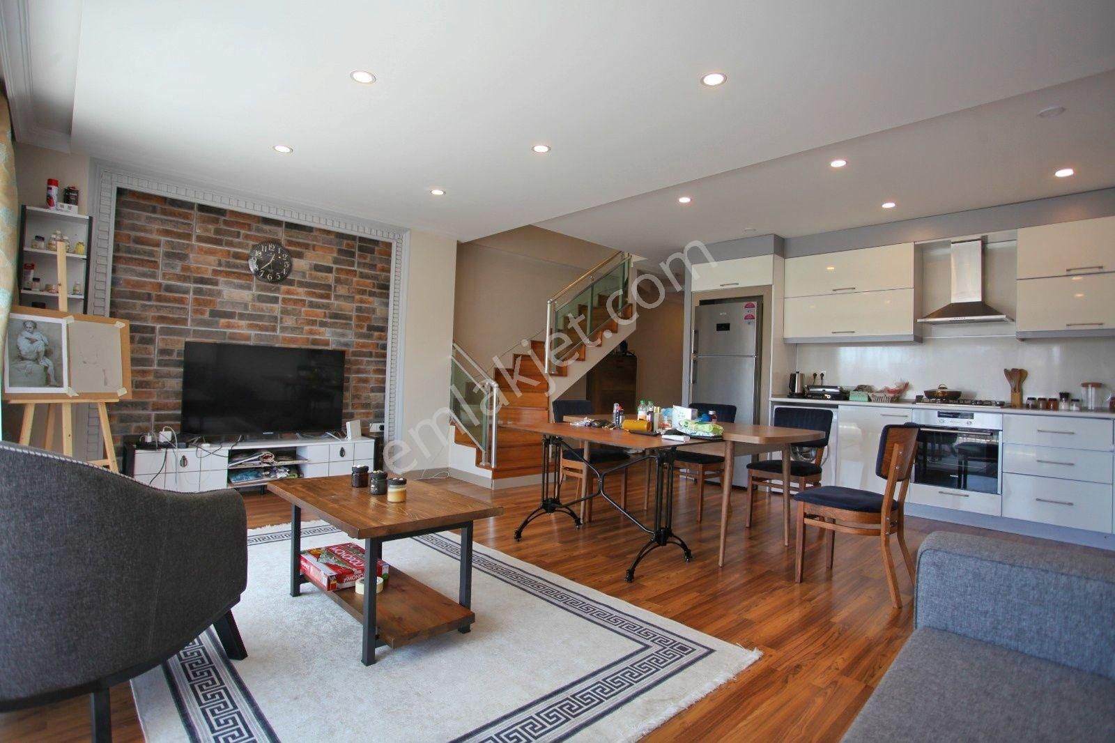 Önder Sağlam Dan Lara Güzeloba Da Mobilyalı Kiralık 3+1 Dubleks