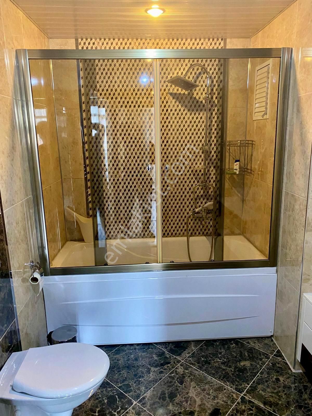 Emre Emlak'tan Topçu'da Manzaralı 4 Banyolu Teraslı Asansörlü Satılık 4+2 Daire - Görsel 5