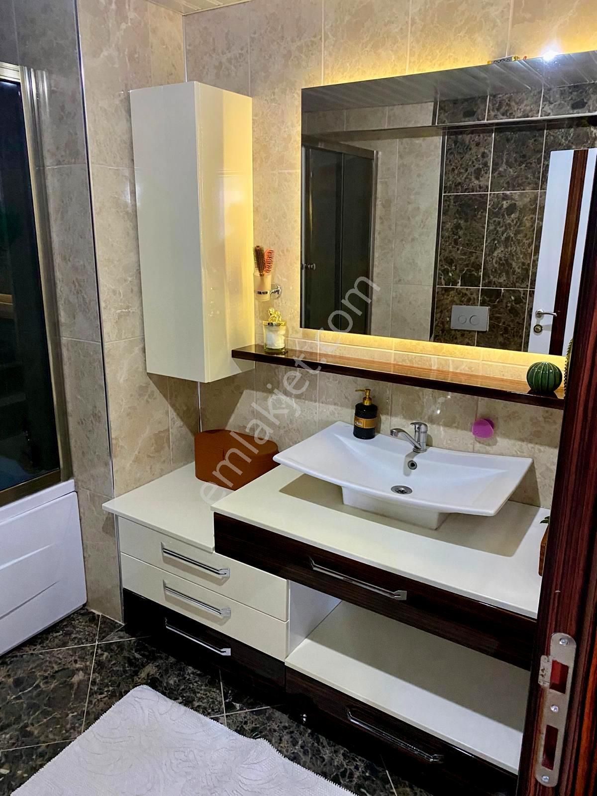 Emre Emlak'tan Topçu'da Manzaralı 4 Banyolu Teraslı Asansörlü Satılık 4+2 Daire - Görsel 21