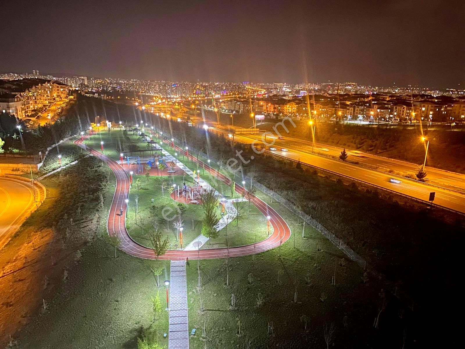 Emre Emlak'tan Topçu'da Manzaralı 4 Banyolu Teraslı Asansörlü Satılık 4+2 Daire - Görsel 27