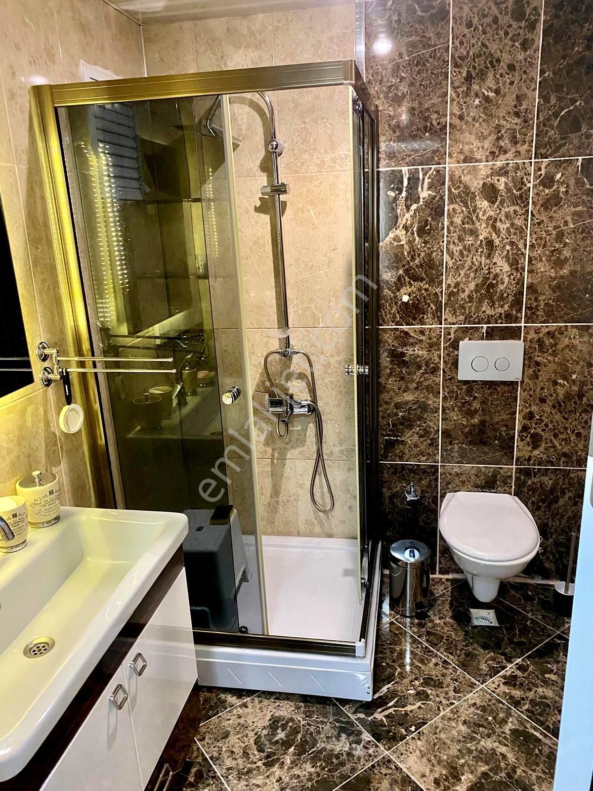 Emre Emlak'tan Topçu'da Manzaralı 4 Banyolu Teraslı Asansörlü Satılık 4+2 Daire - Görsel 16