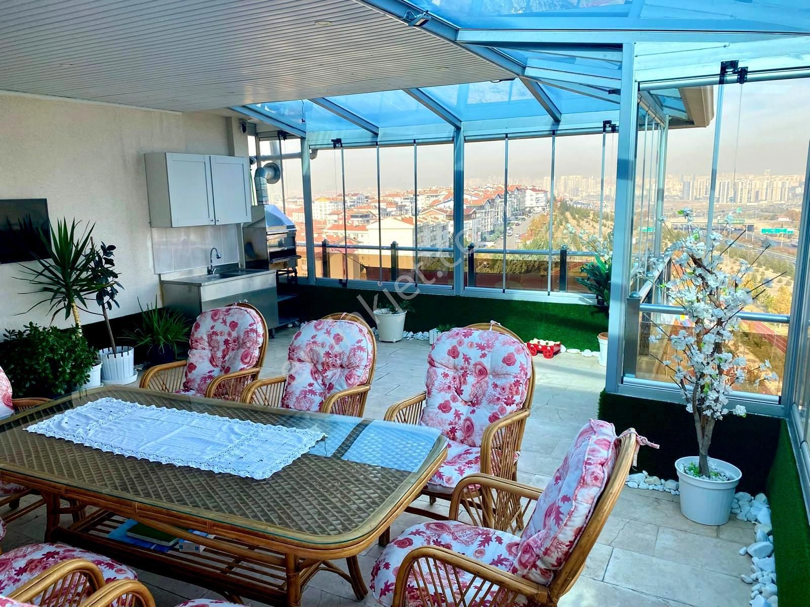 Emre Emlak'tan Topçu'da Manzaralı 4 Banyolu Teraslı Asansörlü Satılık 4+2 Daire - Görsel 2