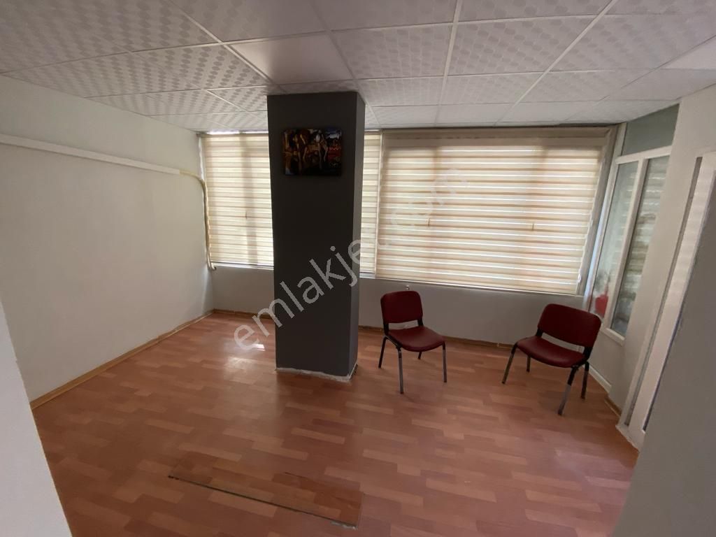 *** Sahibinden Adliyeye 100 Metre Mesafede Eşyalı Ofis - Görsel 4