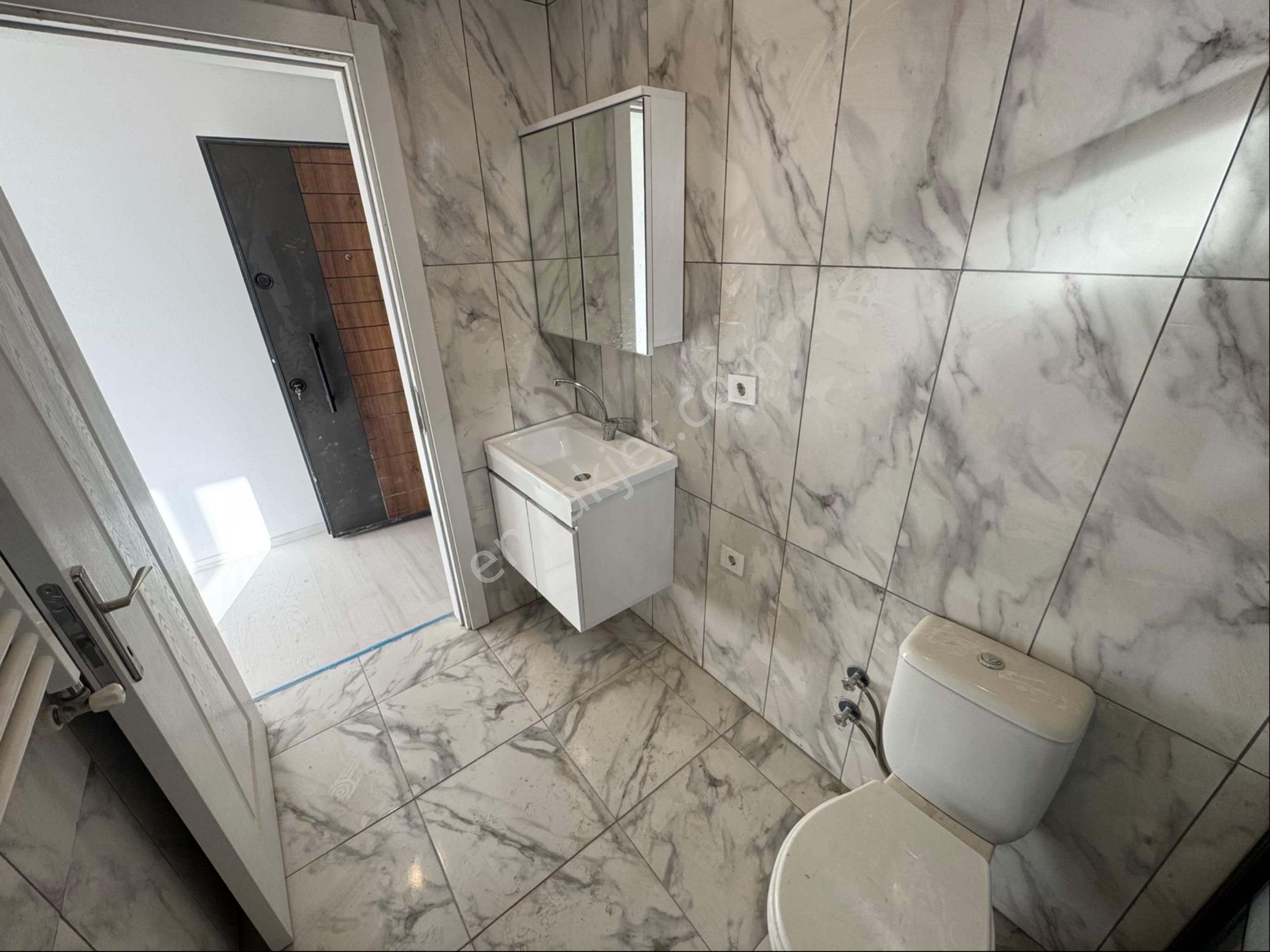 Ak Auto Gayrimenkul'den - Çınarlı Mah. Satılık 1+1 Daire - Görsel 5