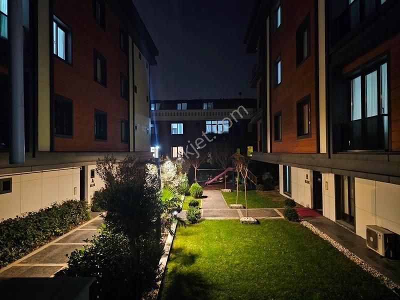 Beylikdüzü Kavaklıda Yeşil Alan, Kapalı Otopark, Butik Sitede - Görsel 31
