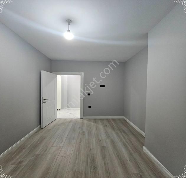 Beylikdüzü Kavaklıda Yeşil Alan, Kapalı Otopark, Butik Sitede - Görsel 6