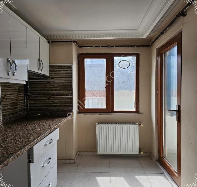 Esenyurt Akçaburgaz Mh, 2+1 Merkezi Konumda Kiralık Daife