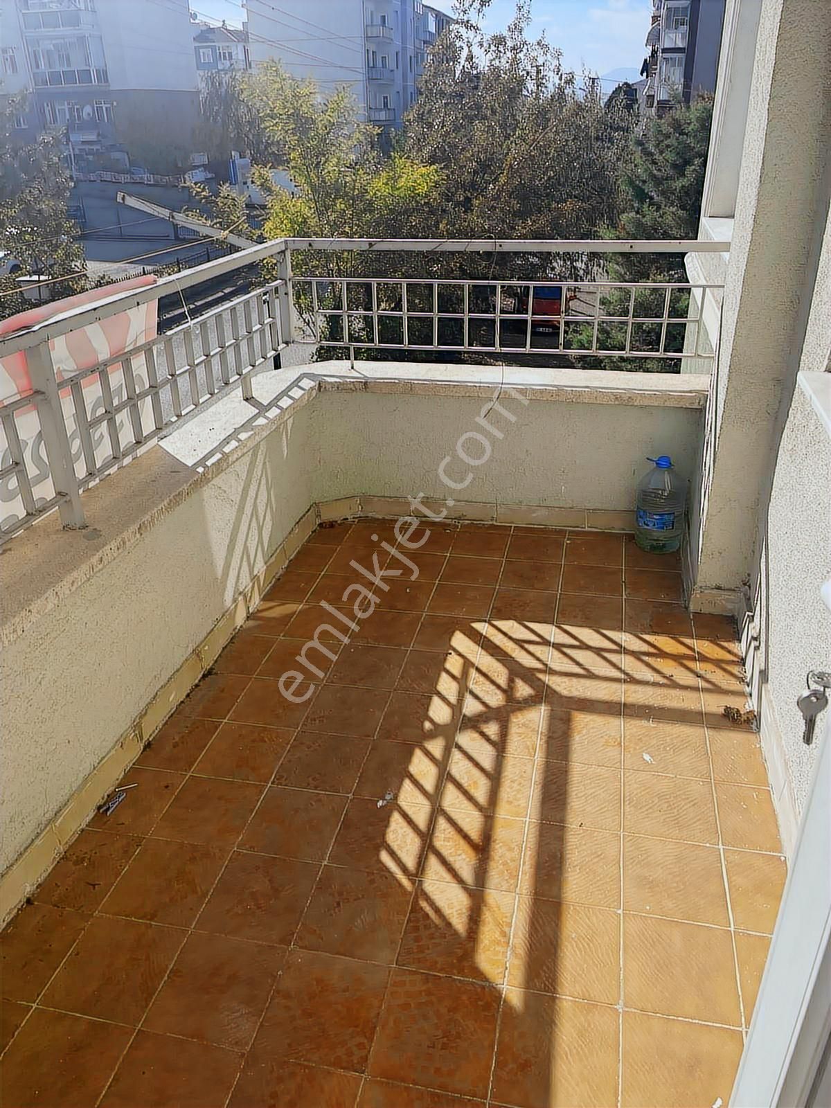 Yunus Emre Mah Metroya Yakın Cadde Üstü 3+1 120 M Kiralık Daire - Görsel 9