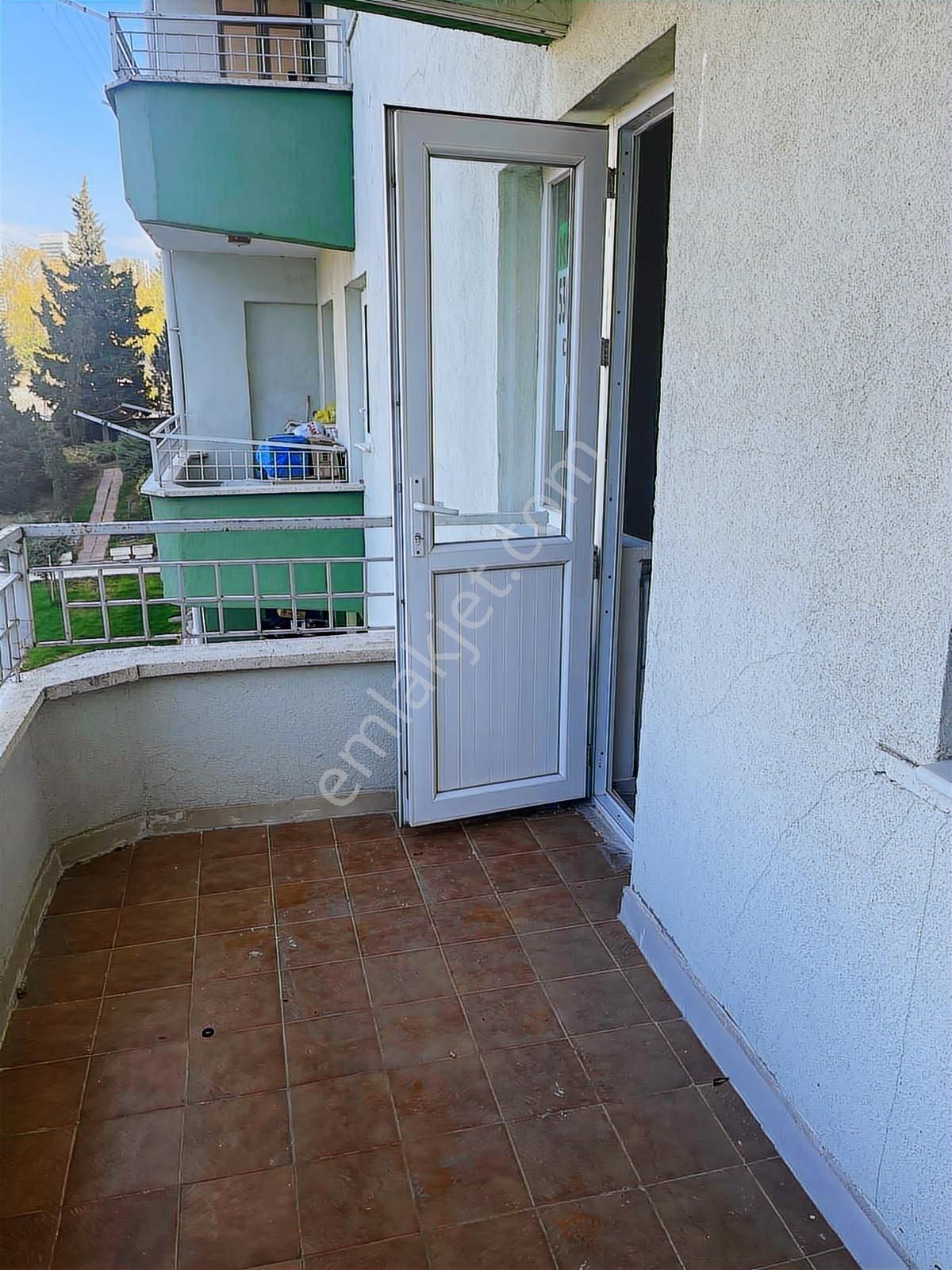 Yunus Emre Mah Metroya Yakın Cadde Üstü 3+1 120 M Kiralık Daire - Görsel 35