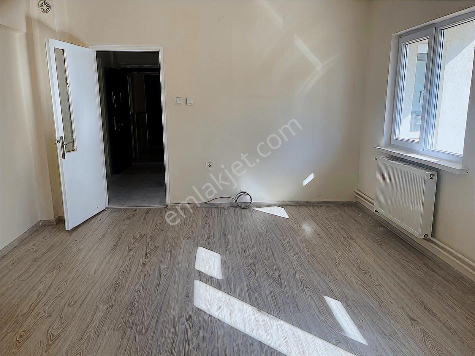 Yunus Emre Mah Metroya Yakın Cadde Üstü 3+1 120 M Kiralık Daire - Görsel 18