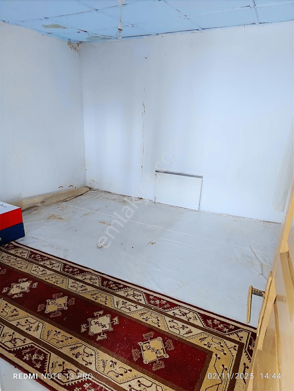 Fiyat Düştü!bergama Yukarıkırıklarda Göl Manzaralı Köy Evi - Görsel 13