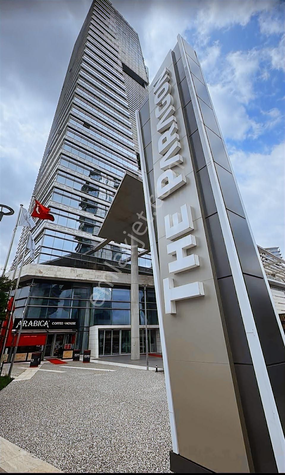 Paragon' Da Tam Kat 520 M2 Kiralık Full Yapılı Ofis
