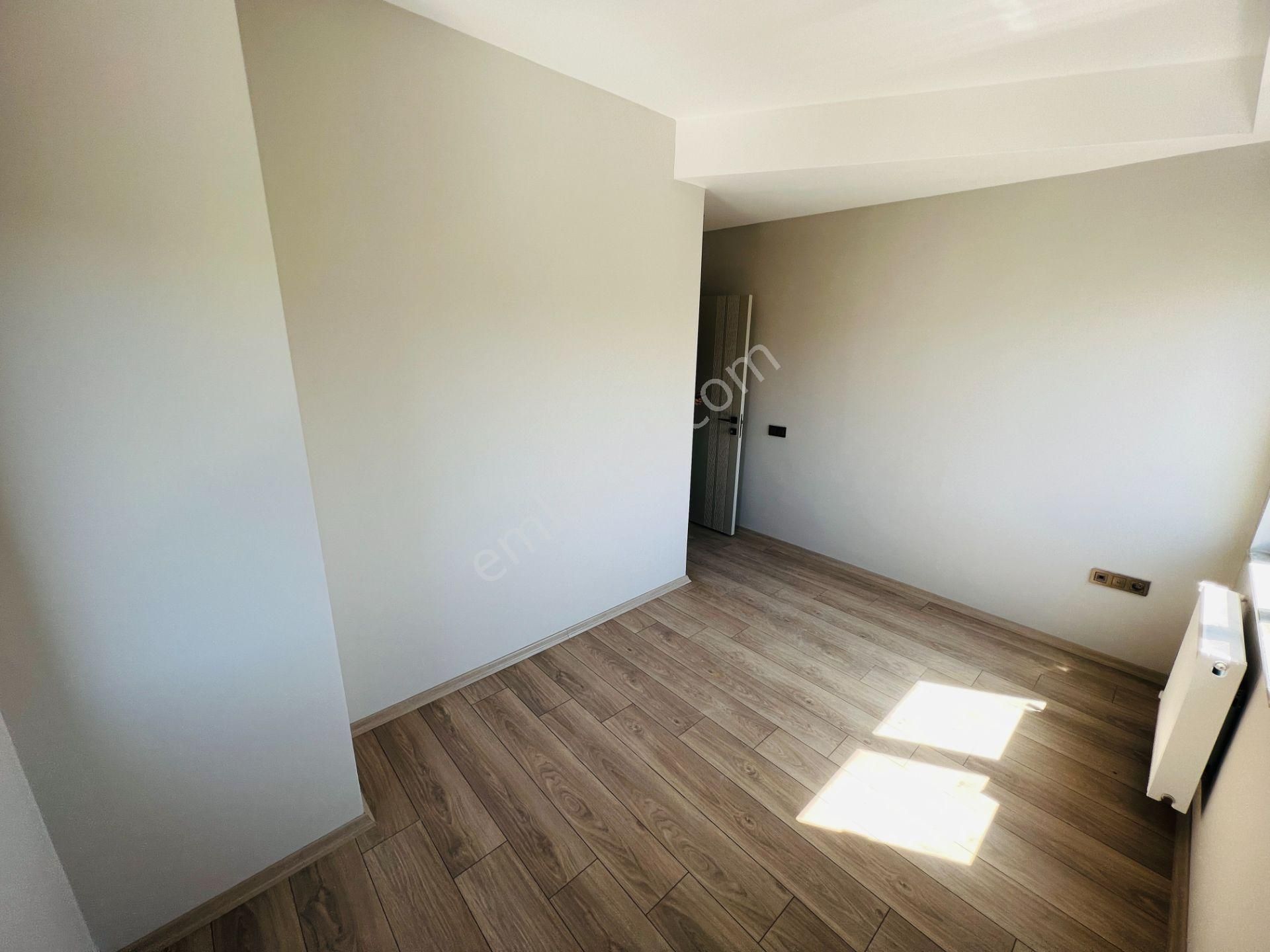 Meydankavağında Köşe Başı Lüks Dubleks Daire - Görsel 12