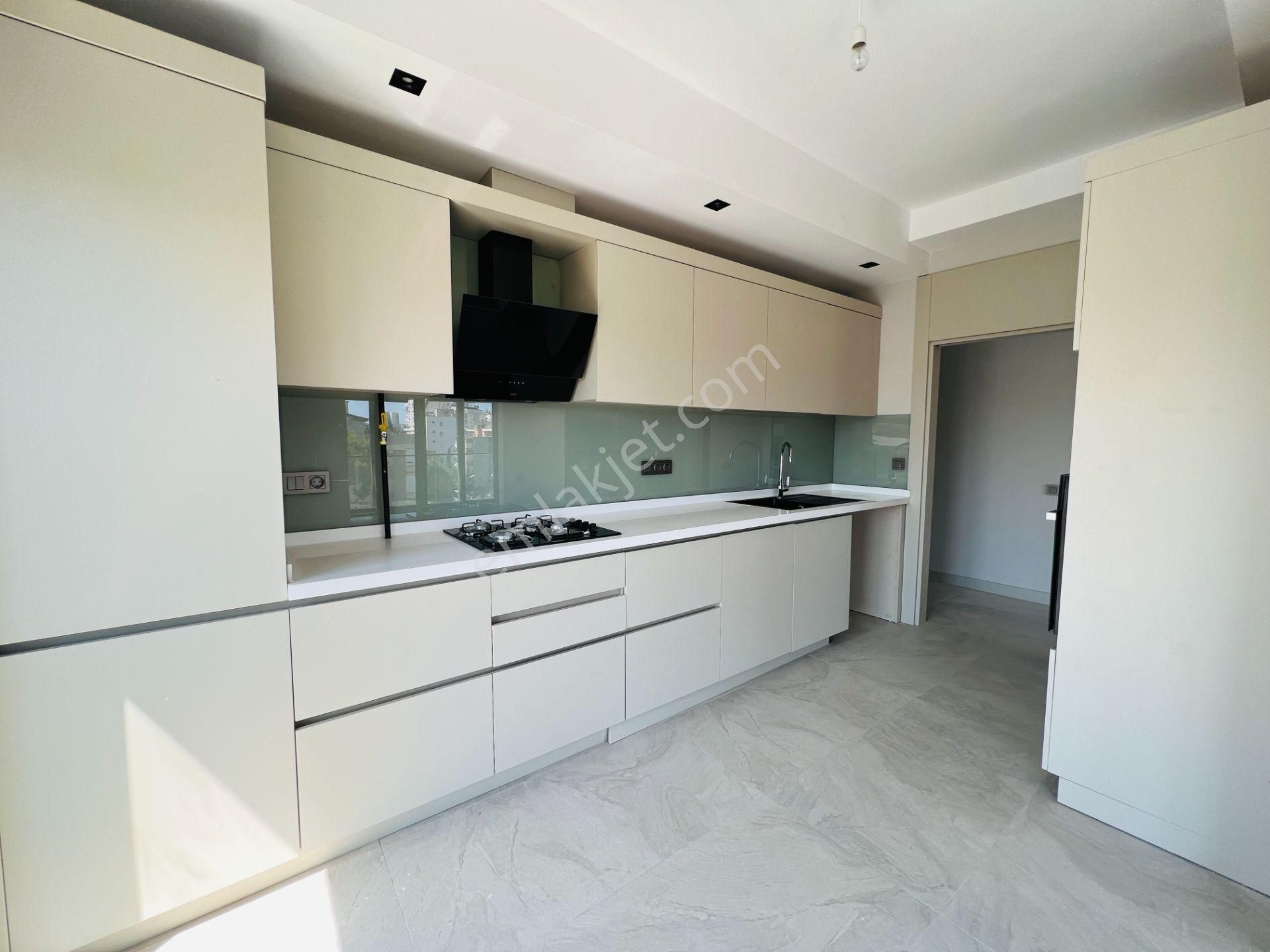 Meydankavağında Köşe Başı Lüks Dubleks Daire - Görsel 3