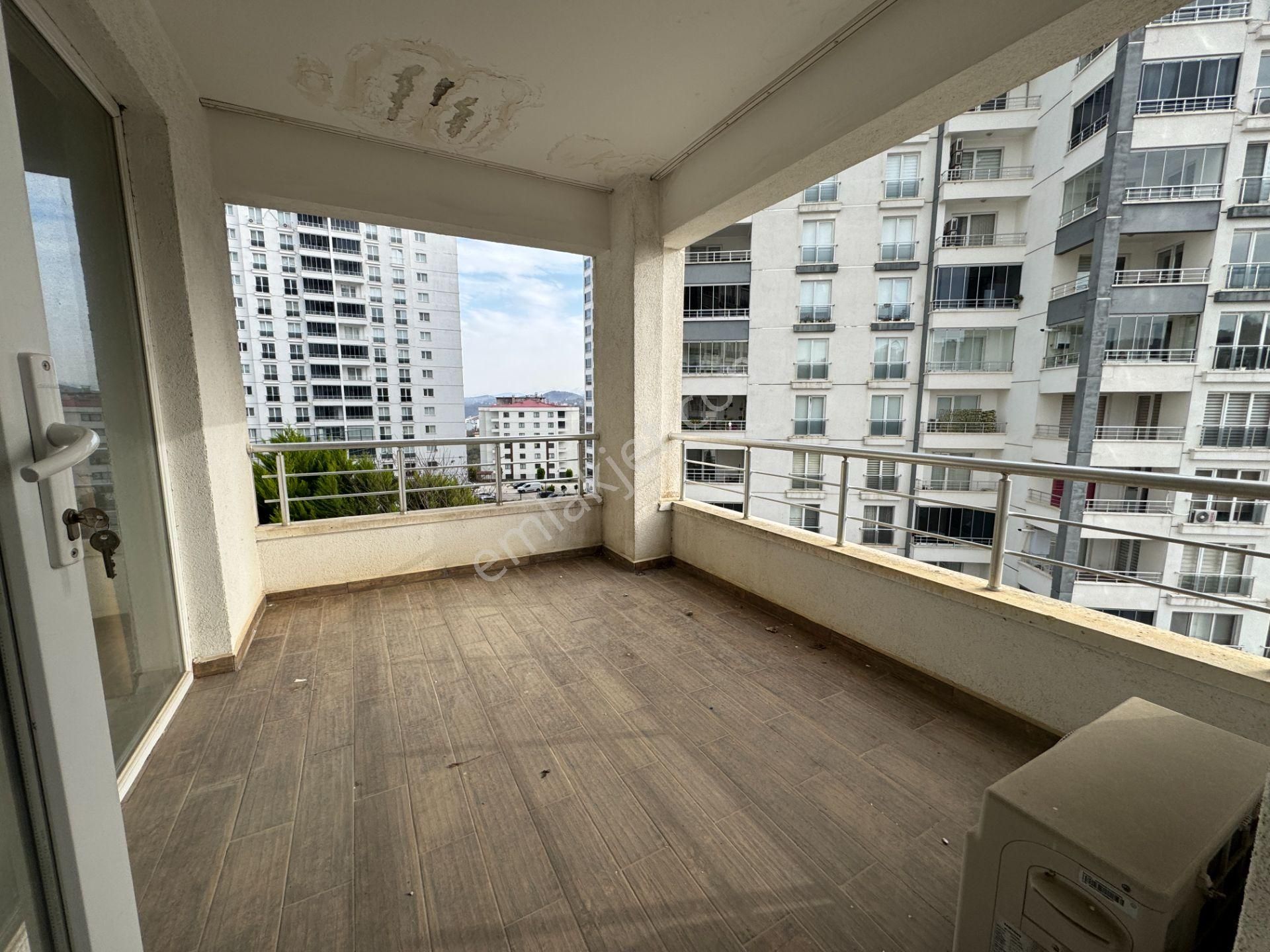 Trabzon Kaşüstü Mahallesi İnci Prime Sitesi Eşyalı Satılık 4+1 Konut - Görsel 11