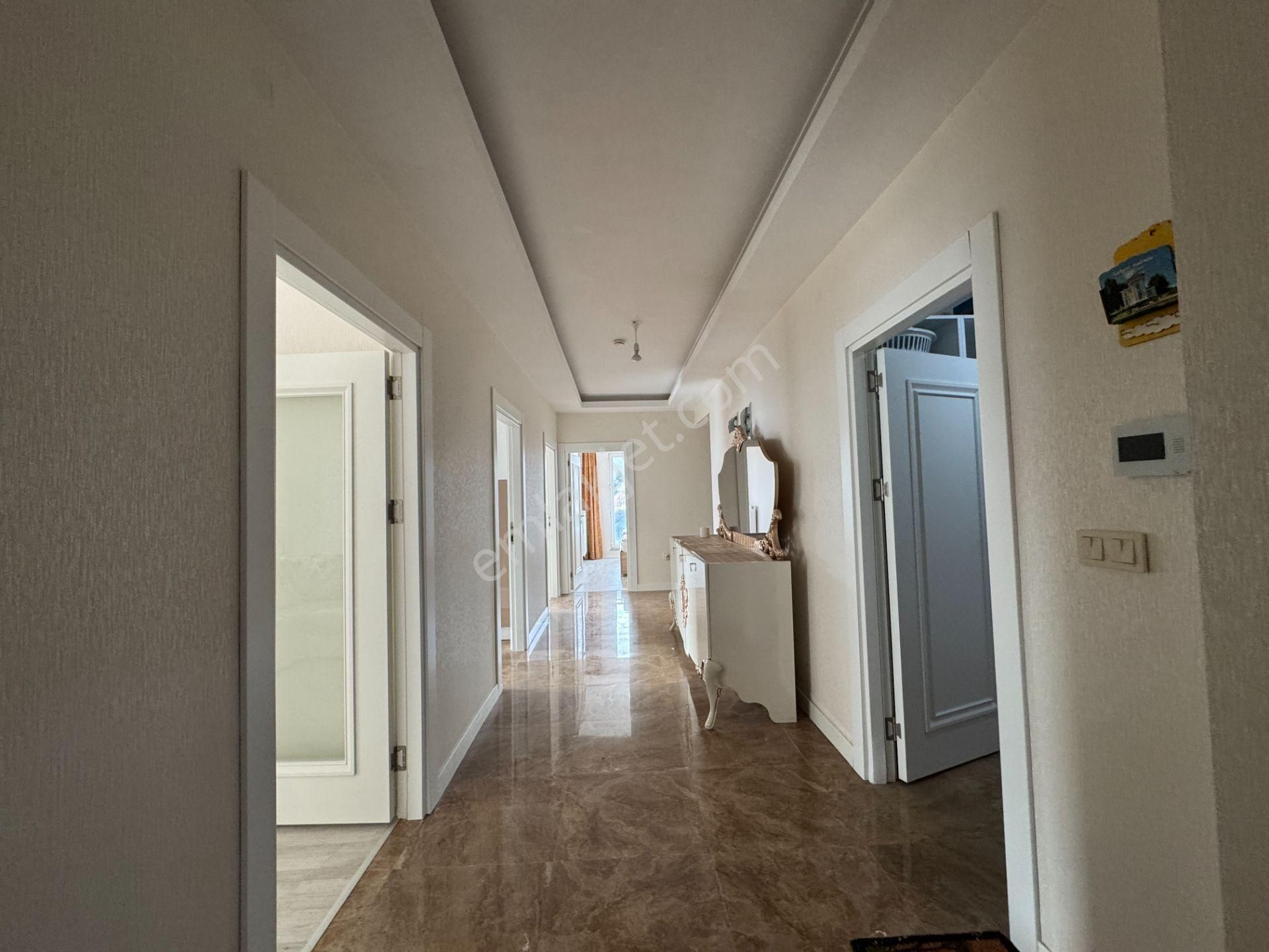 Trabzon Kaşüstü Mahallesi İnci Prime Sitesi Eşyalı Satılık 4+1 Konut - Görsel 5