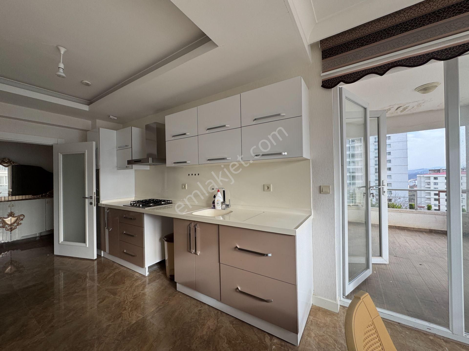 Trabzon Kaşüstü Mahallesi İnci Prime Sitesi Eşyalı Satılık 4+1 Konut - Görsel 8