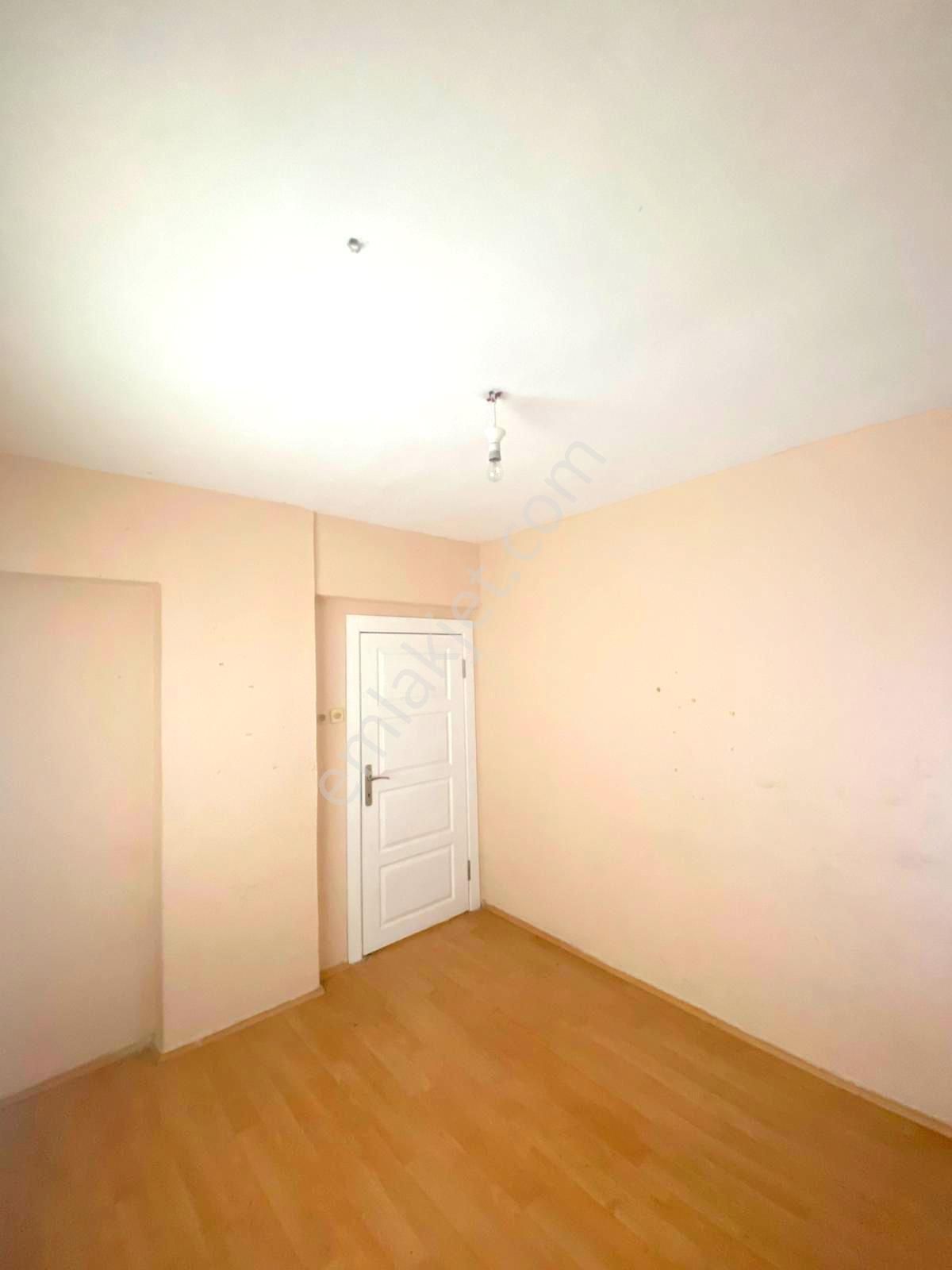 Emre Emlak'tan Elvan'da Cadde Üzeri Arakat Boş Satılık 3+1 Daire - Görsel 13