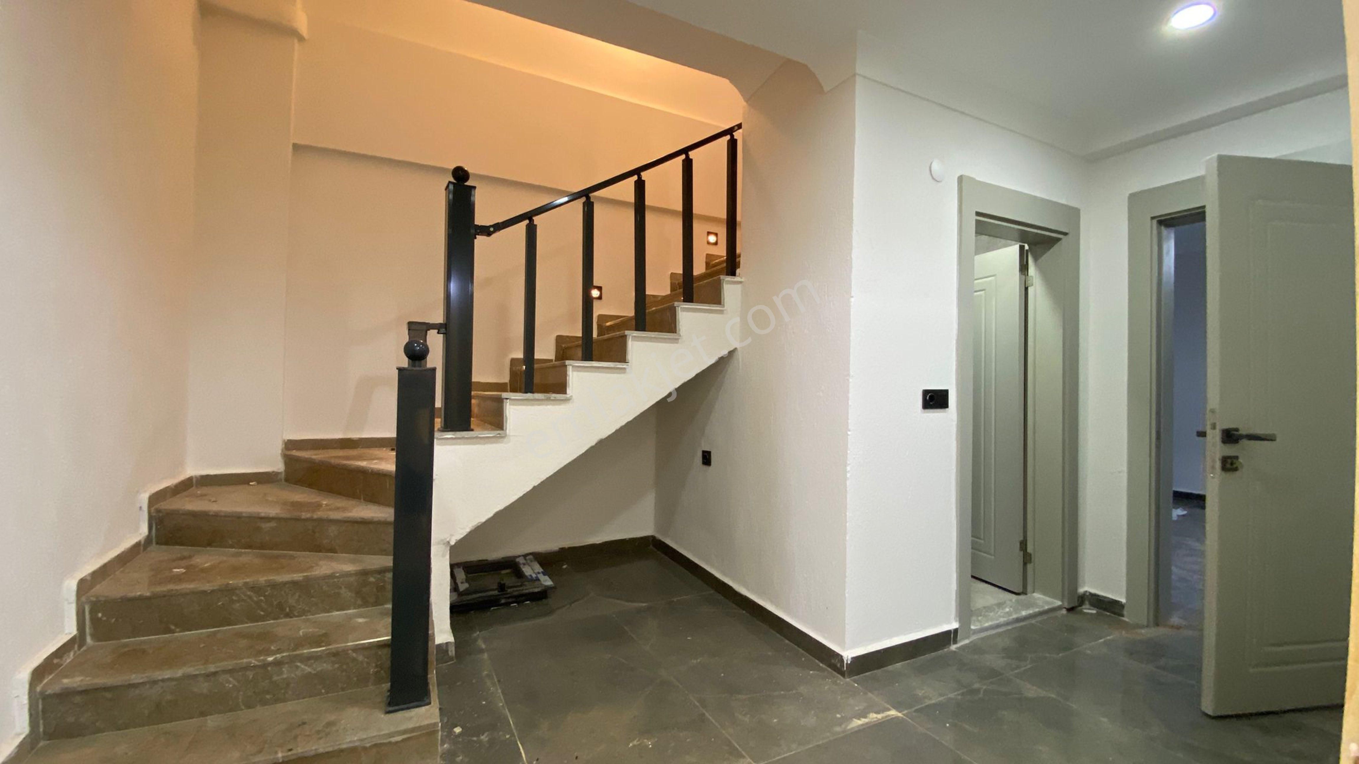 Eferler’de 4+1 Ultra Lüks Villa - Görsel 14