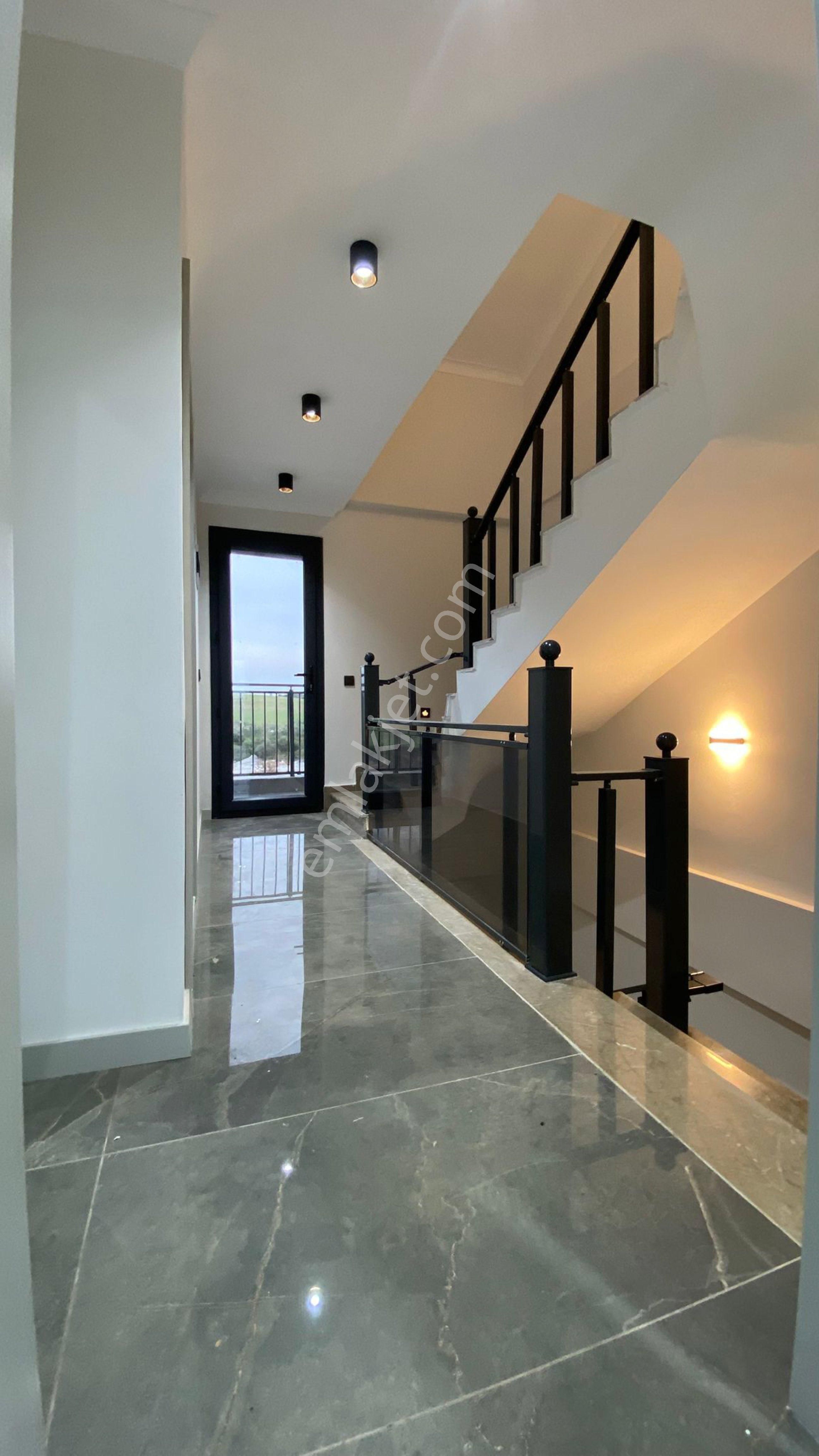 Eferler’de 4+1 Ultra Lüks Villa - Görsel 22