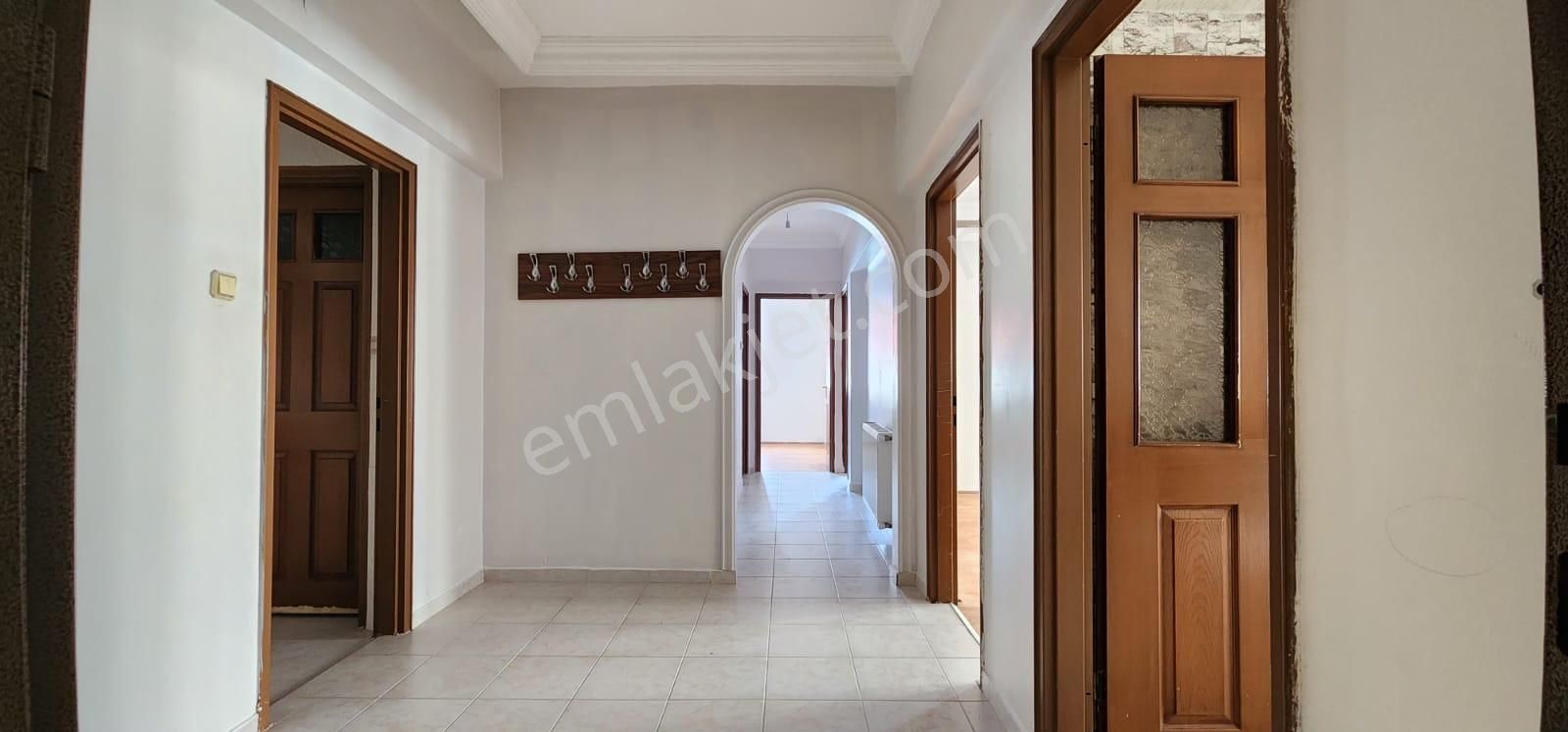 Kalecik Emlak'tan Mimar Sinan Mah. Site İçerisinde 3+1 Yapılı Daire - Görsel 25