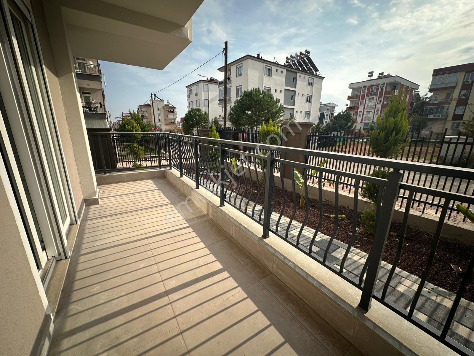 V.karşıyakada Sıfır Yüksek Giriş 1+1 İskanlı Mükemmel Konum Daire - Görsel 22