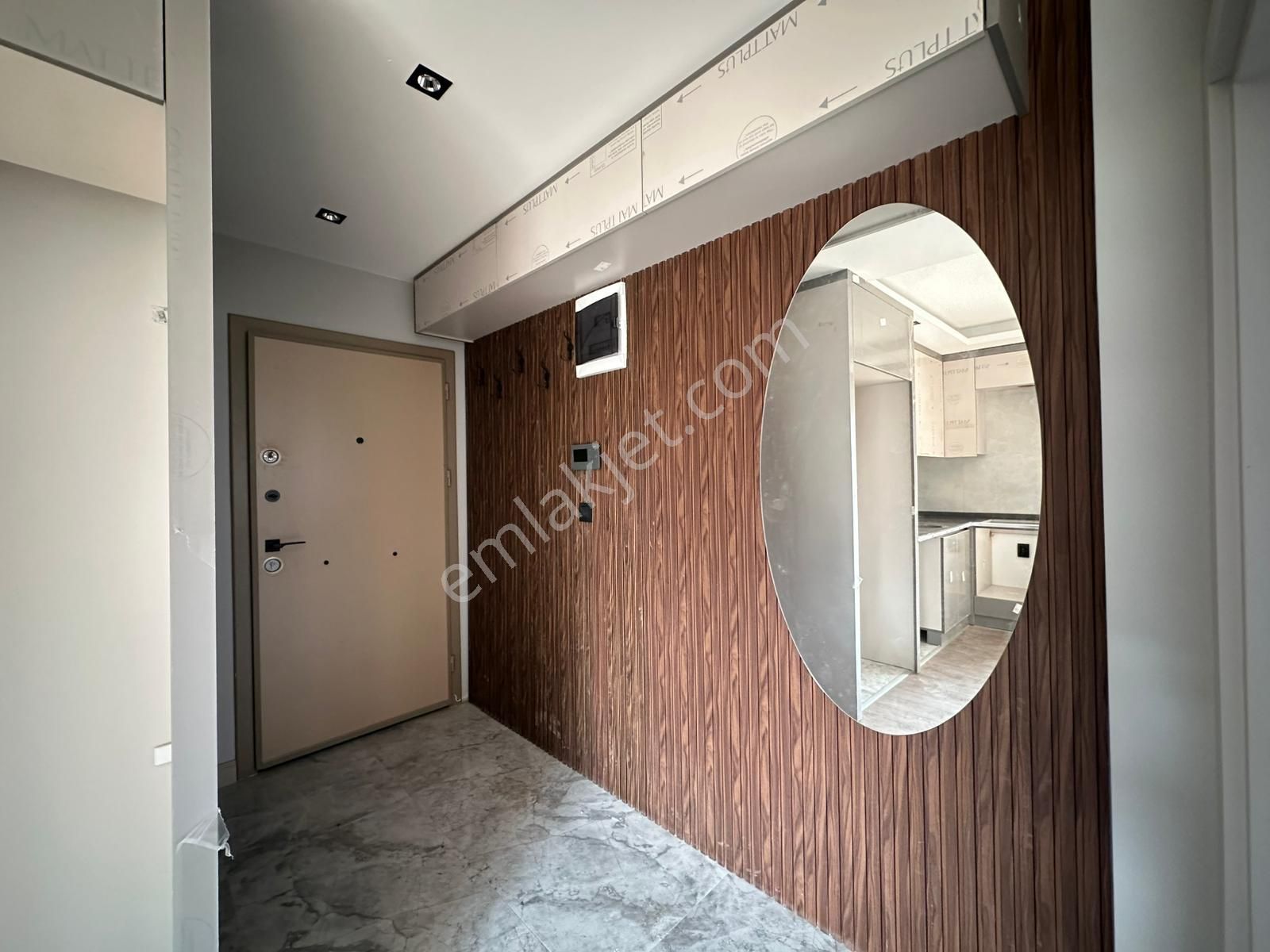 V.karşıyakada Sıfır Yüksek Giriş 1+1 İskanlı Mükemmel Konum Daire - Görsel 16