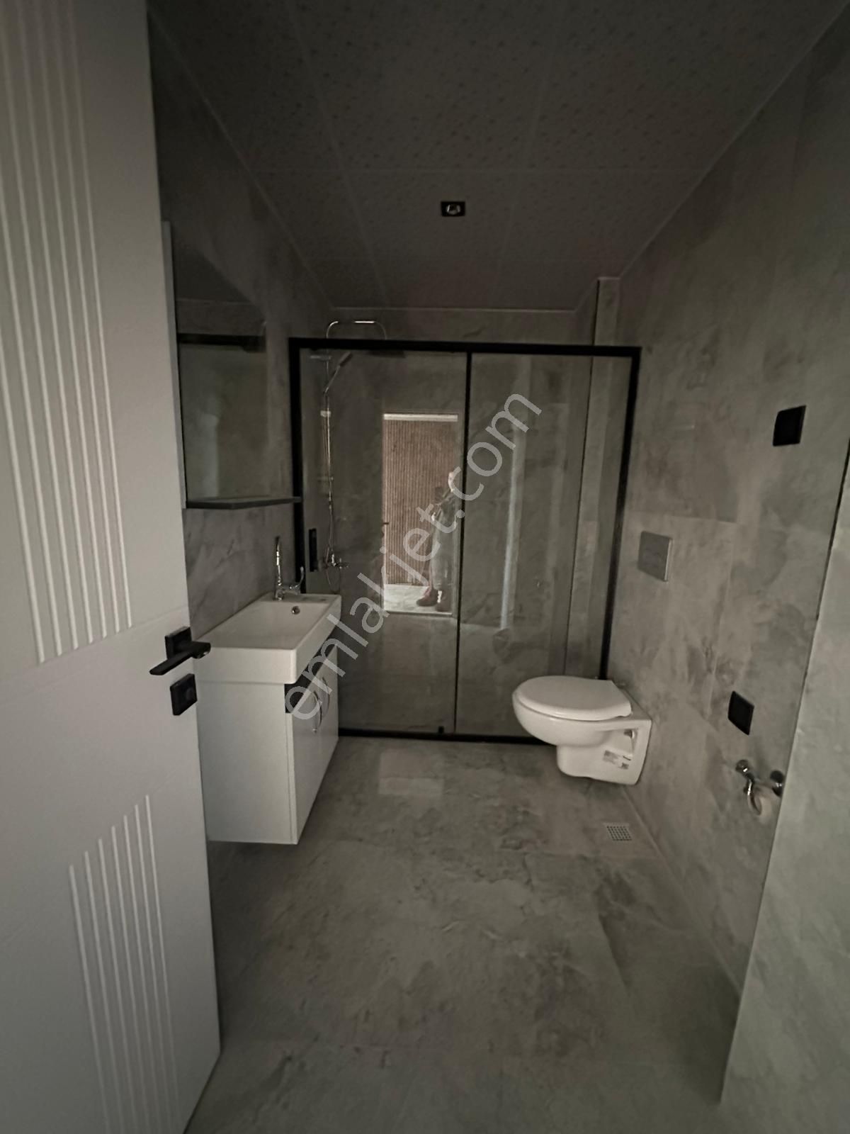 V.karşıyakada Sıfır Yüksek Giriş 1+1 İskanlı Mükemmel Konum Daire - Görsel 10