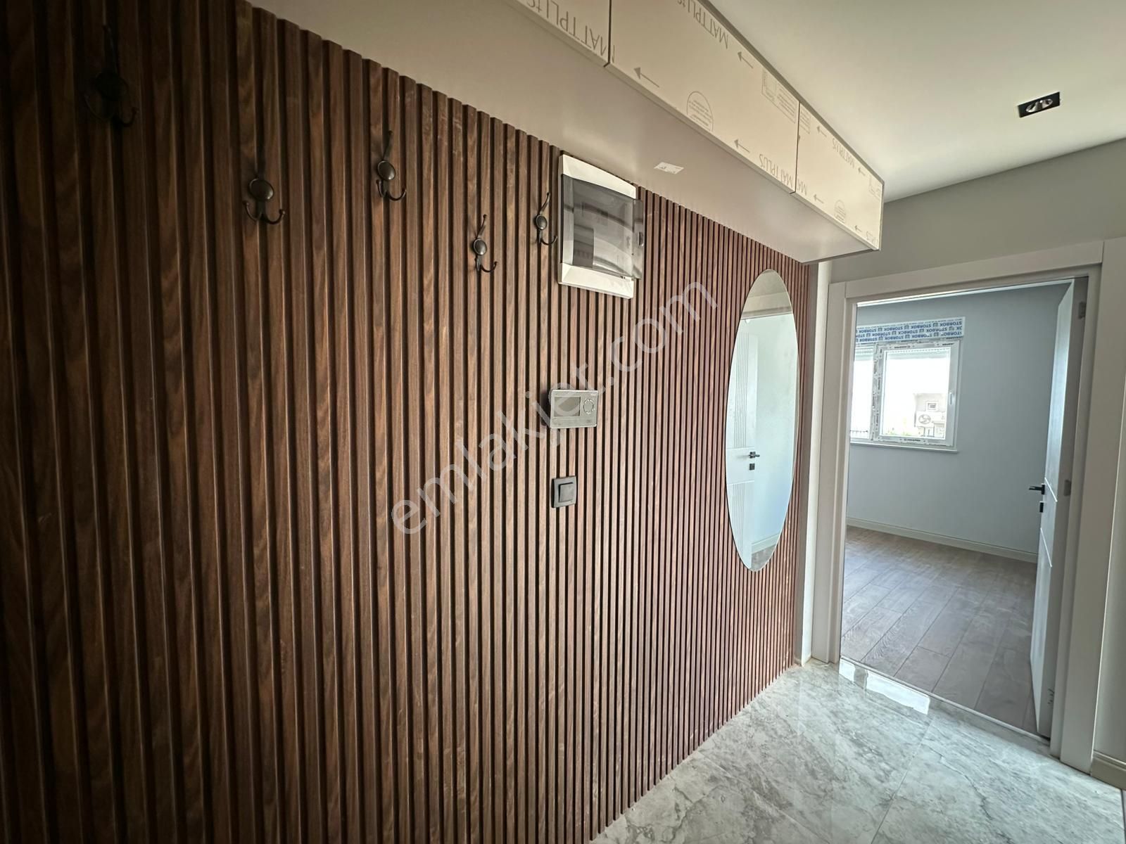 V.karşıyakada Sıfır Yüksek Giriş 1+1 İskanlı Mükemmel Konum Daire - Görsel 24